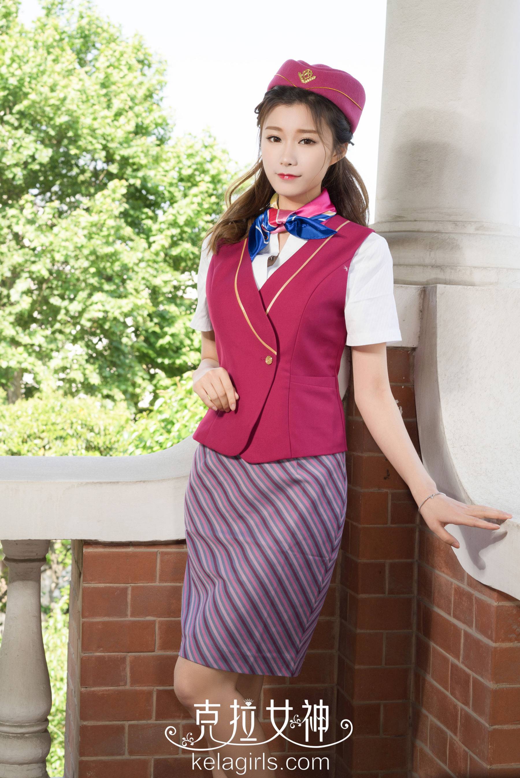 菲菲《见习空乘》 [克拉女神]Xiuren秀人写真高清美女套图写真下载-看套图看套图