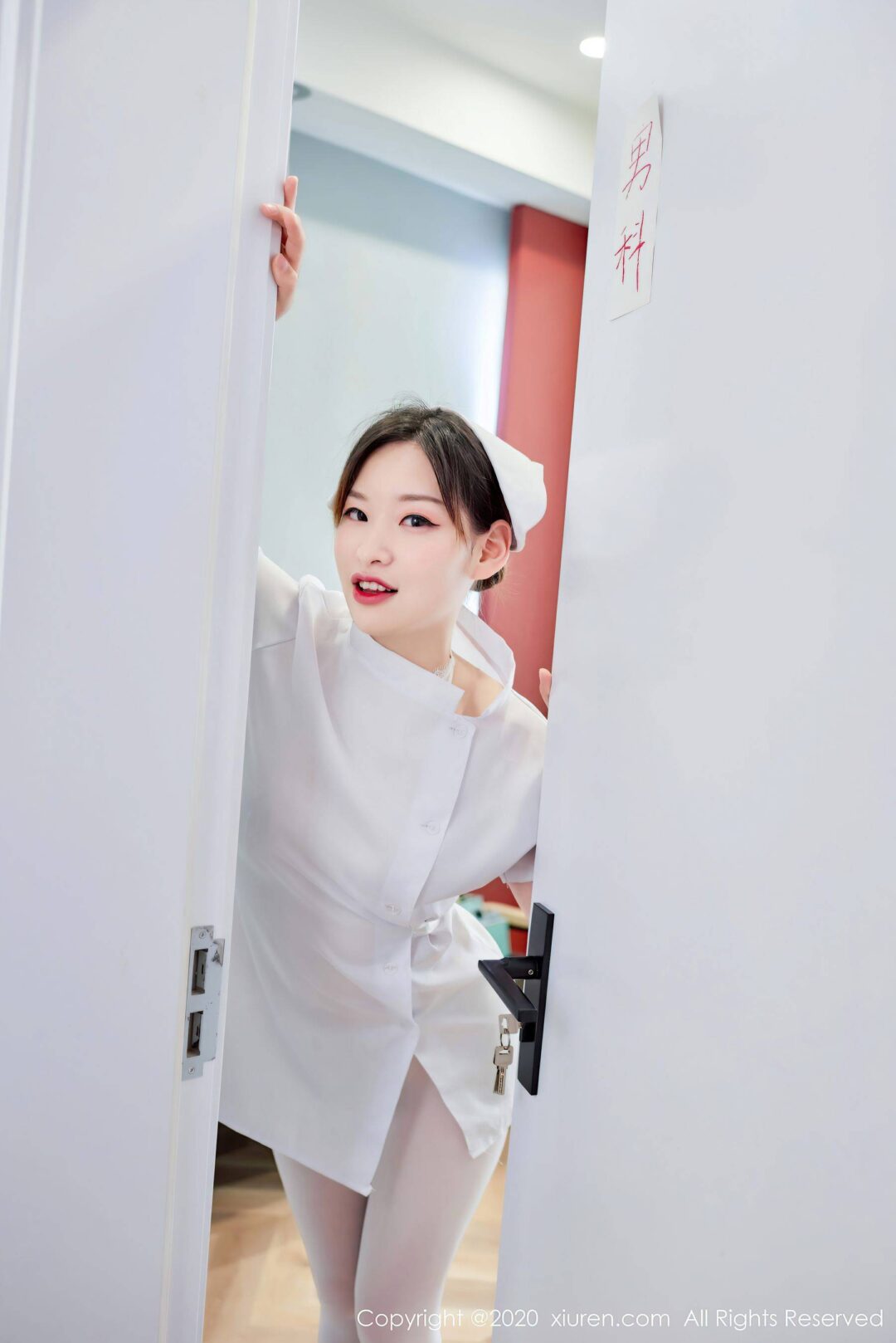 [秀人XIUREN] No.2789 范京宜Xiuren秀人写真高清美女套图写真下载-看套图看套图