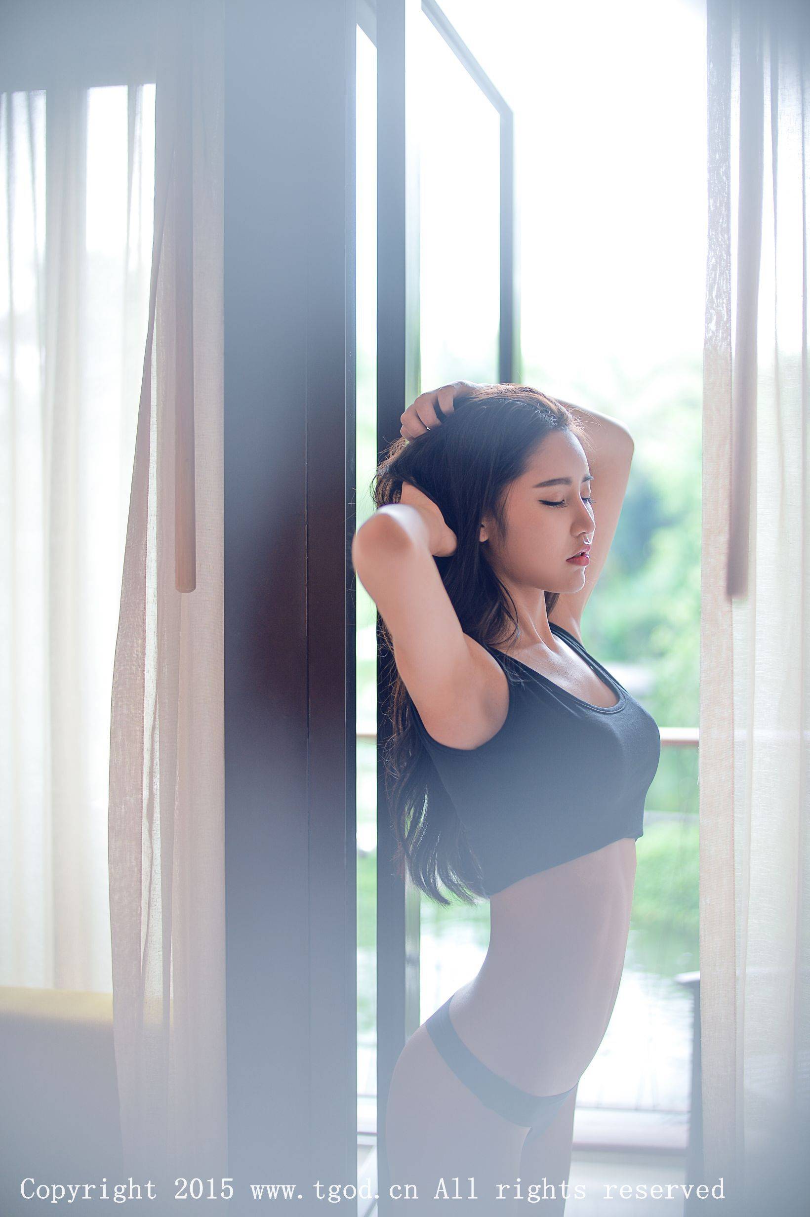 徐妍馨Mandy《普吉岛旅拍》比基尼系列 [TGOD推女神]Xiuren秀人写真高清美女套图写真下载-看套图看套图