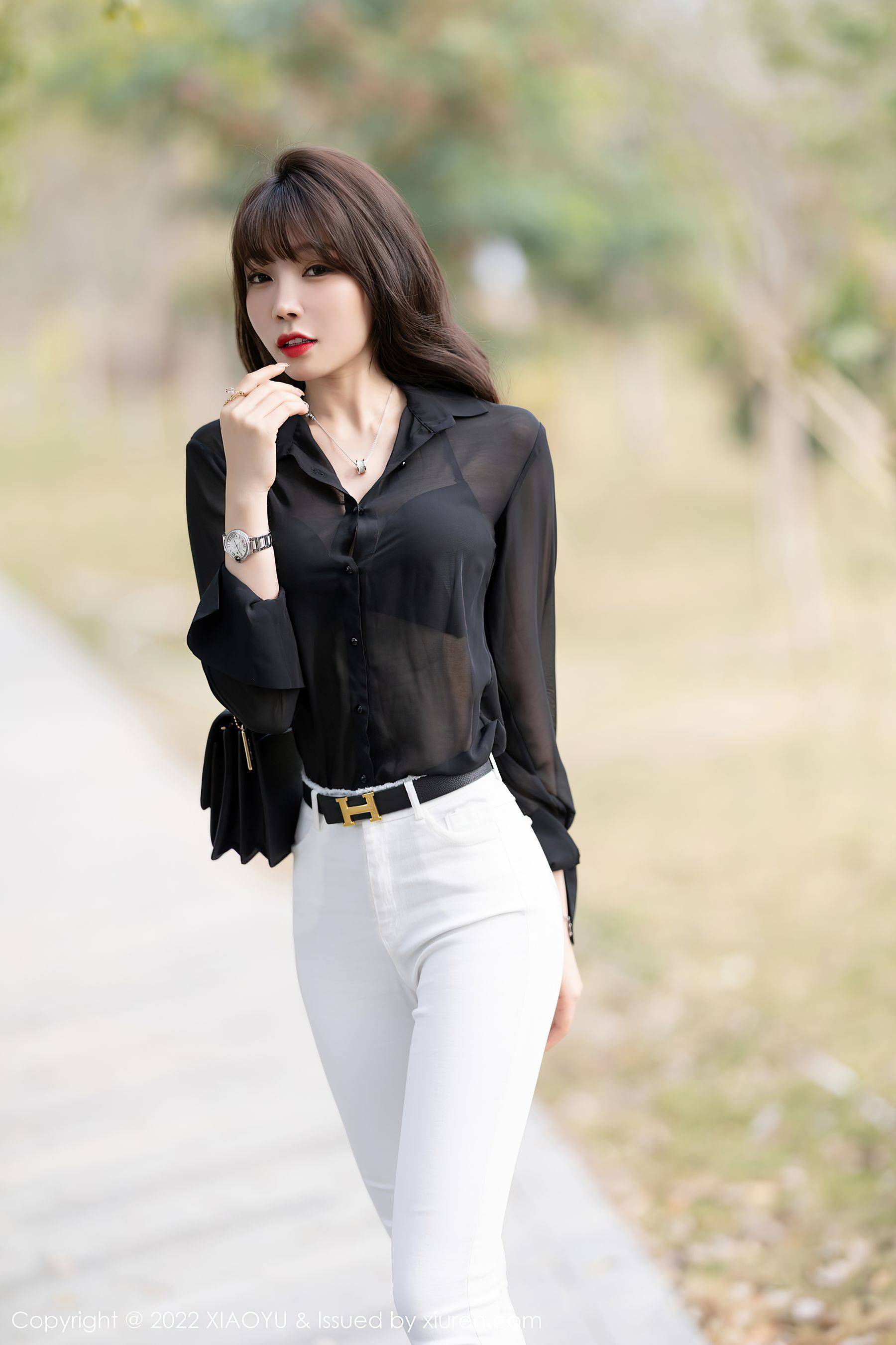 [语画界XIAOYU] Vol.715 芝芝BootyXiuren秀人写真高清美女套图写真下载-看套图看套图