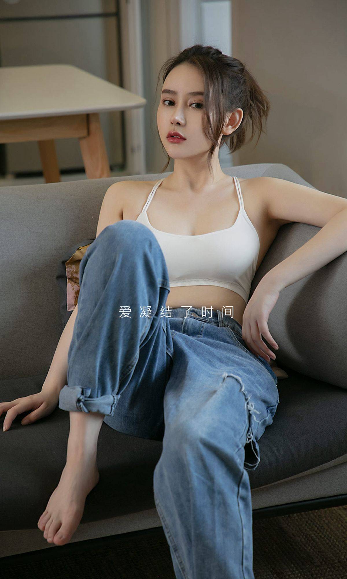 [尤果圈爱尤物] No.1482 Coral 性感留下Xiuren秀人写真高清美女套图写真下载-看套图看套图