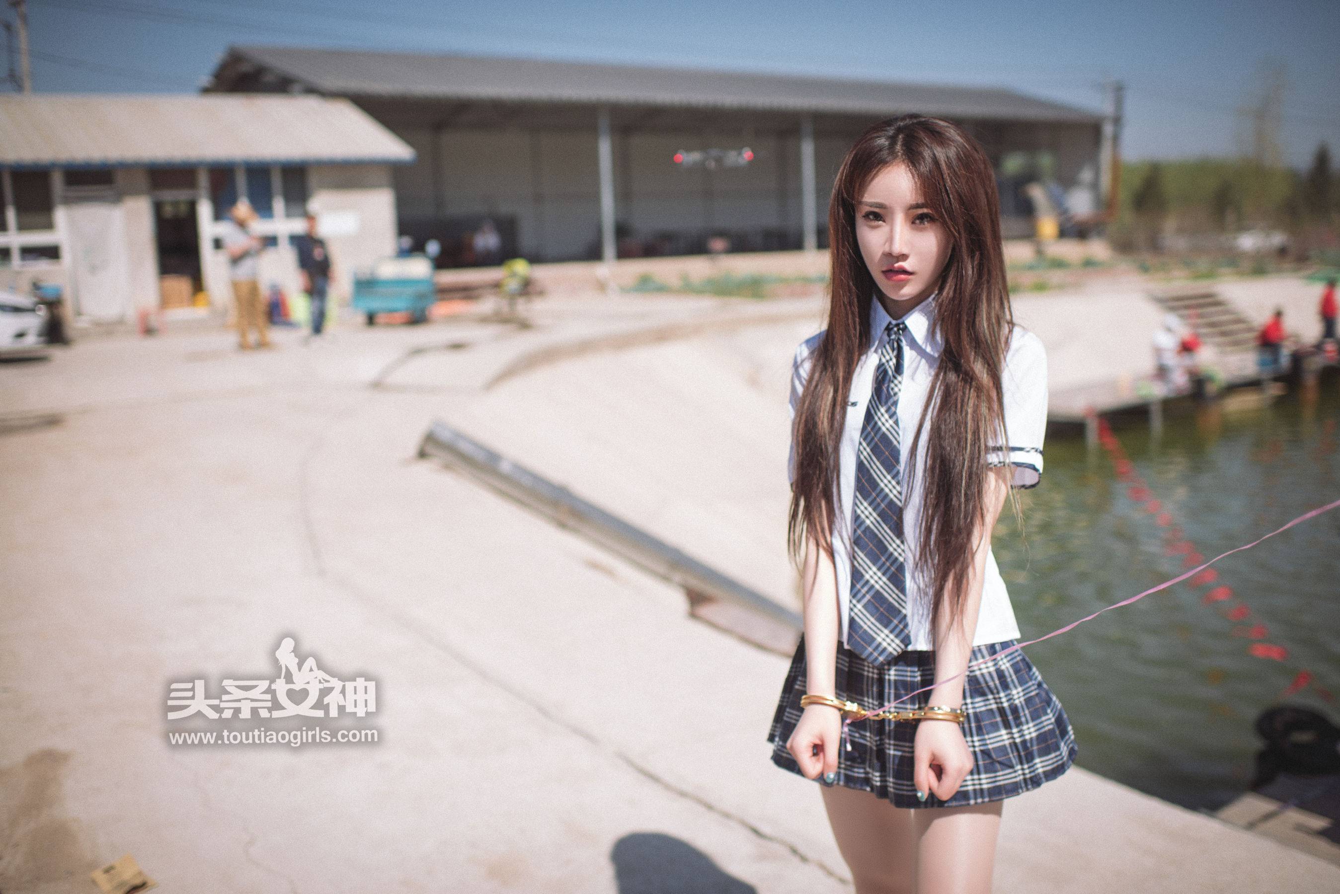 樊安妮《体验少女》 [头条女神]Xiuren秀人写真高清美女套图写真下载-看套图看套图