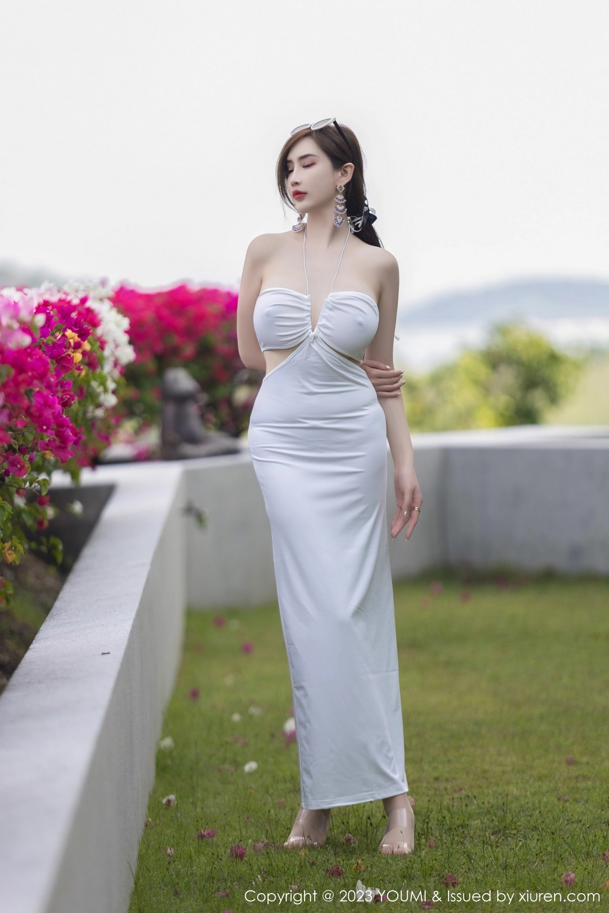 [YouMi尤蜜荟]Vol.931_女神Carol周妍希白色轻透连身裙配超薄肉丝秀丰满身材诱惑写真88PXiuren秀人写真高清美女套图写真下载-看套图最新发布论坛Xiuren秀人写真高清美女套图写真下载-看套图免费套图Xiuren秀人写真高清美女套图写真下载-看套图看套图
