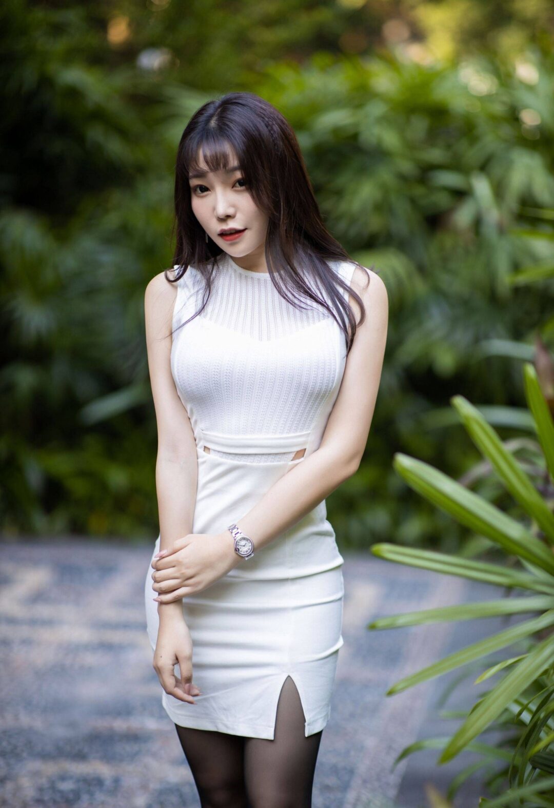 [XIUREN秀人网] No.1714 芝芝BootyXiuren秀人写真高清美女套图写真下载-看套图看套图