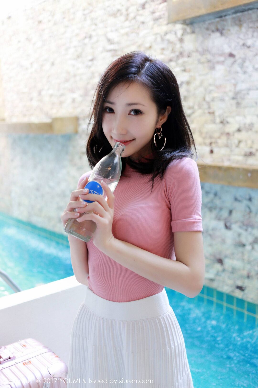 Yumi-尤美《陪女神去尤美看海》 [尤蜜荟YouMi] Vol.023Xiuren秀人写真高清美女套图写真下载-看套图看套图