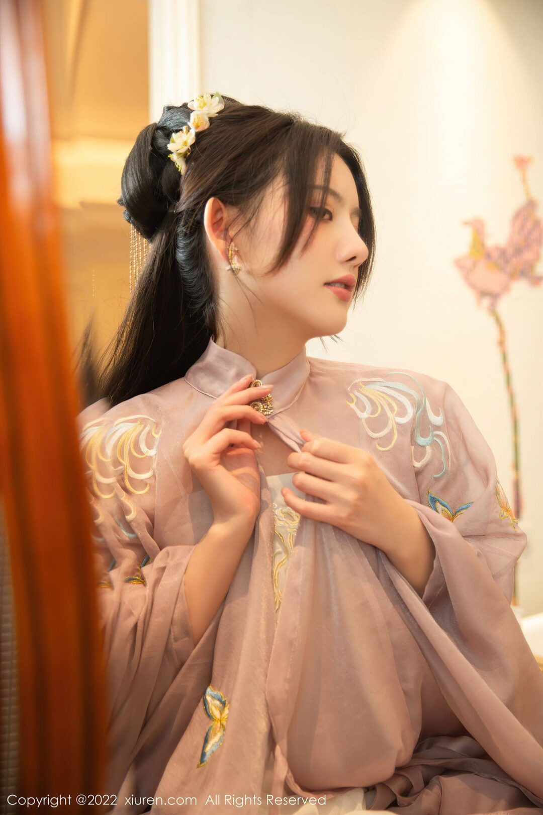 [XiuRen秀人网] No.4945 就是阿朱啊 古装美腿Xiuren秀人写真高清美女套图写真下载-看套图看套图