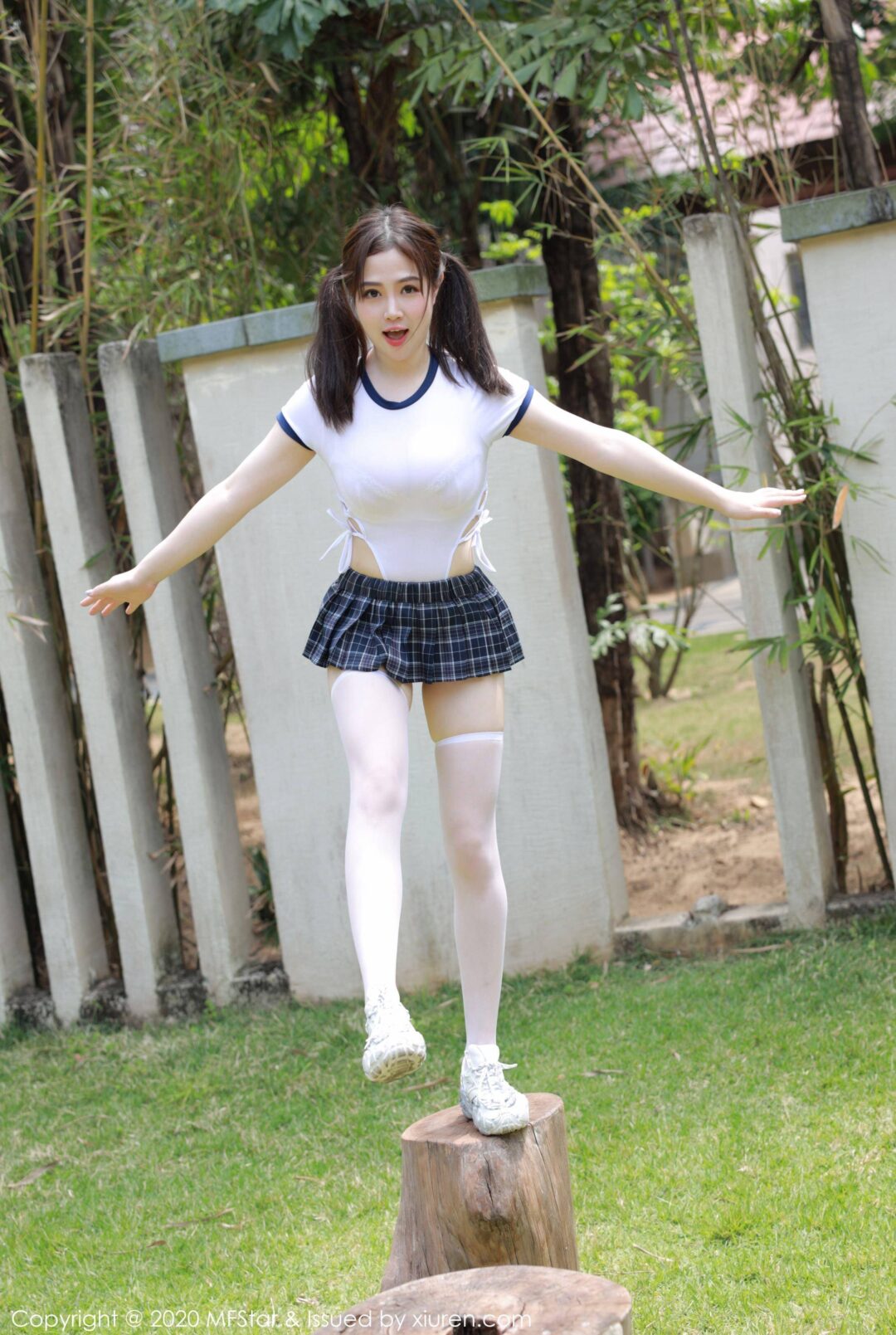 [MFStar模范学院] VOL.305 蛋糕CakeXiuren秀人写真高清美女套图写真下载-看套图看套图