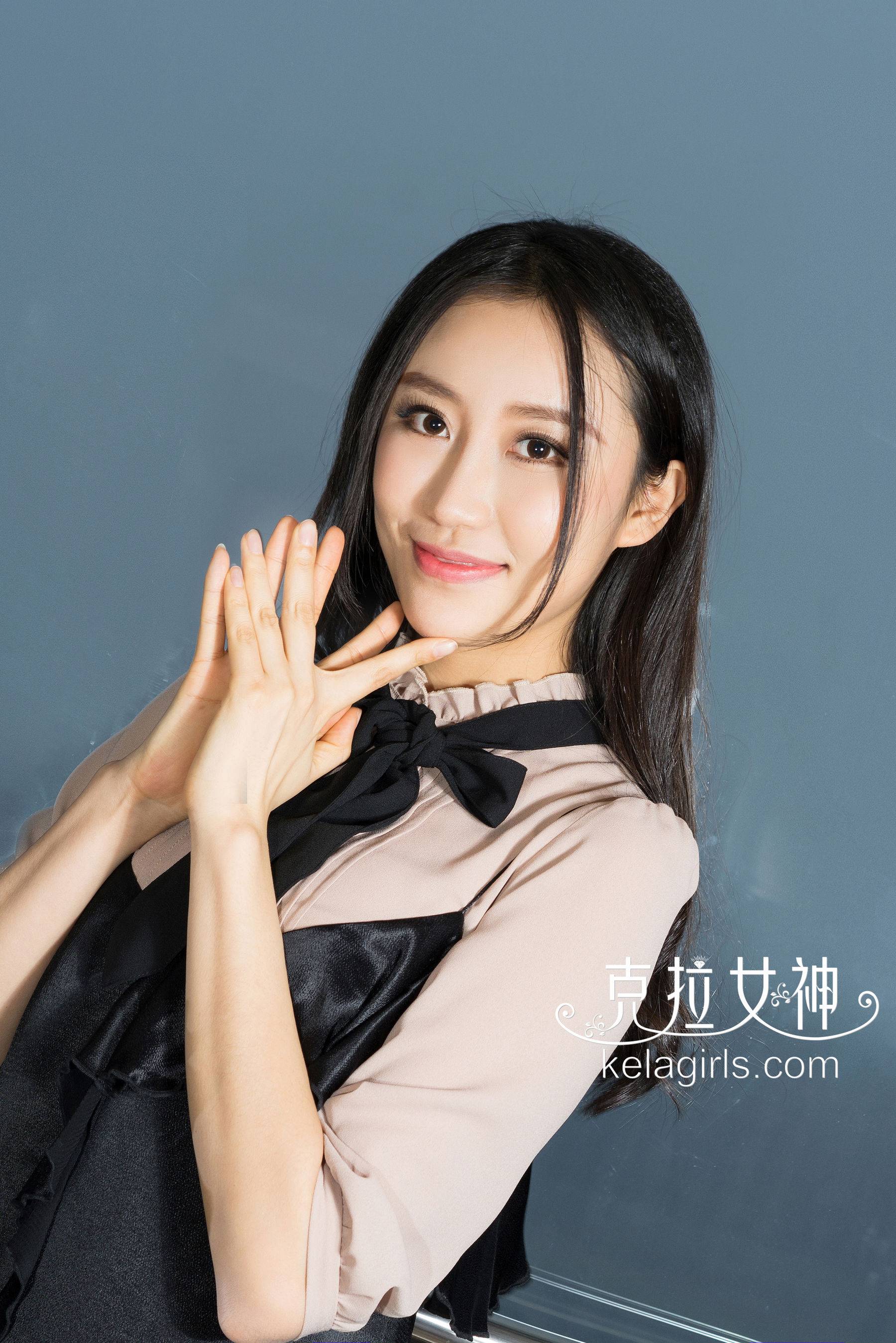 梦珊《公子的贴身校花》 [克拉女神]Xiuren秀人写真高清美女套图写真下载-看套图看套图