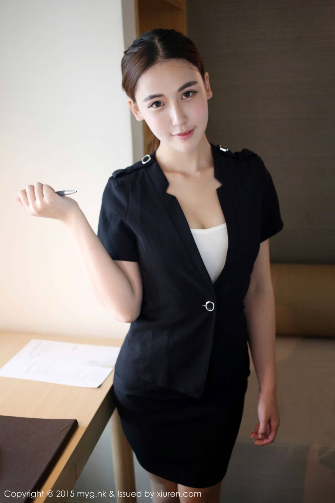 熊吖BOBO《老师制服诱惑》 [美媛馆MyGirl] Vol.161Xiuren秀人写真高清美女套图写真下载-看套图看套图