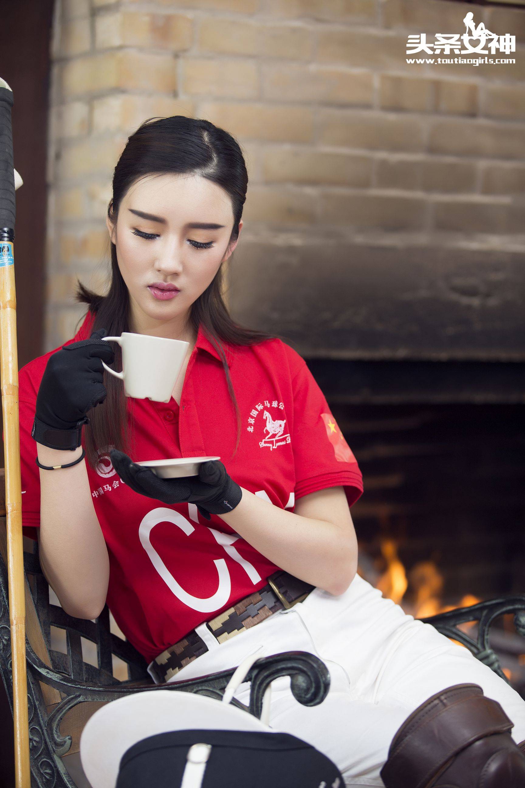 郭婉婷《马场青春》 [头条女神]Xiuren秀人写真高清美女套图写真下载-看套图看套图