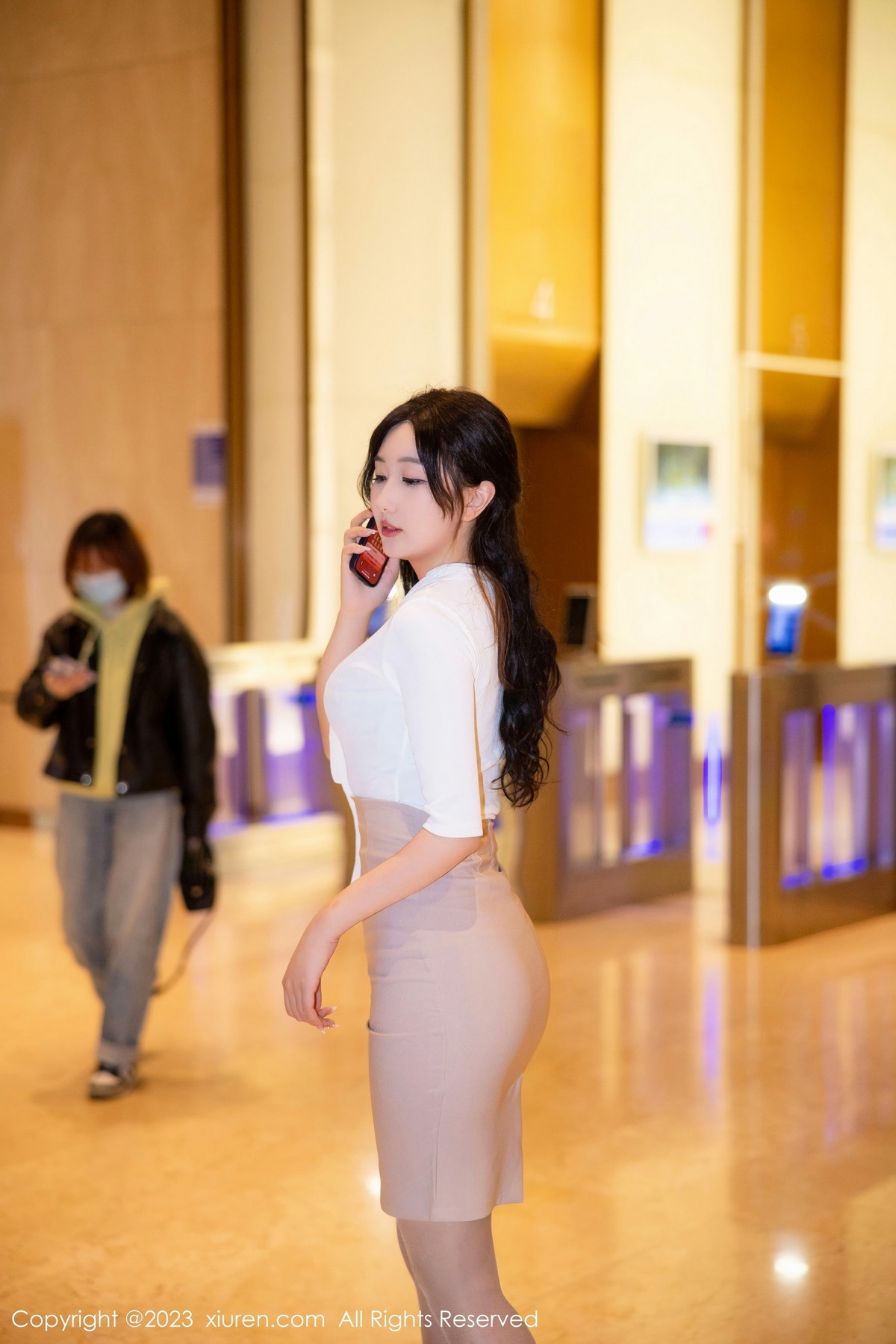 XiuRen第6207期_模特江真真白色Ol职业装露淡蓝色蕾丝内衣秀丰腴身姿迷人写真110PXiuren秀人写真高清美女套图写真下载-看套图看套图