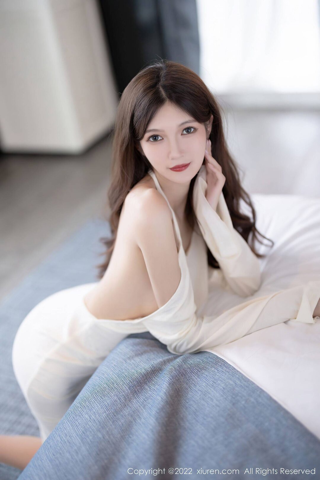 [XiuRen秀人网] No.4993 程程程- 厦门旅拍Xiuren秀人写真高清美女套图写真下载-看套图看套图