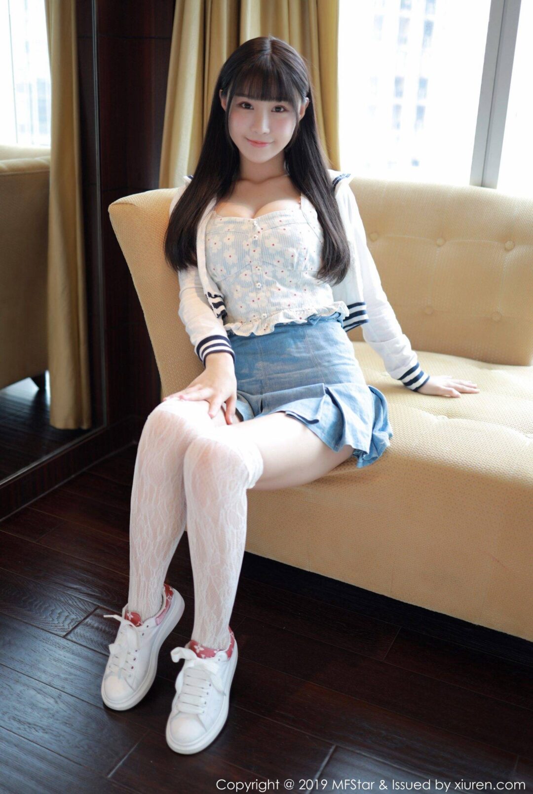 [MFStar模范学院] VOL.233 Flower朱可儿Xiuren秀人写真高清美女套图写真下载-看套图看套图