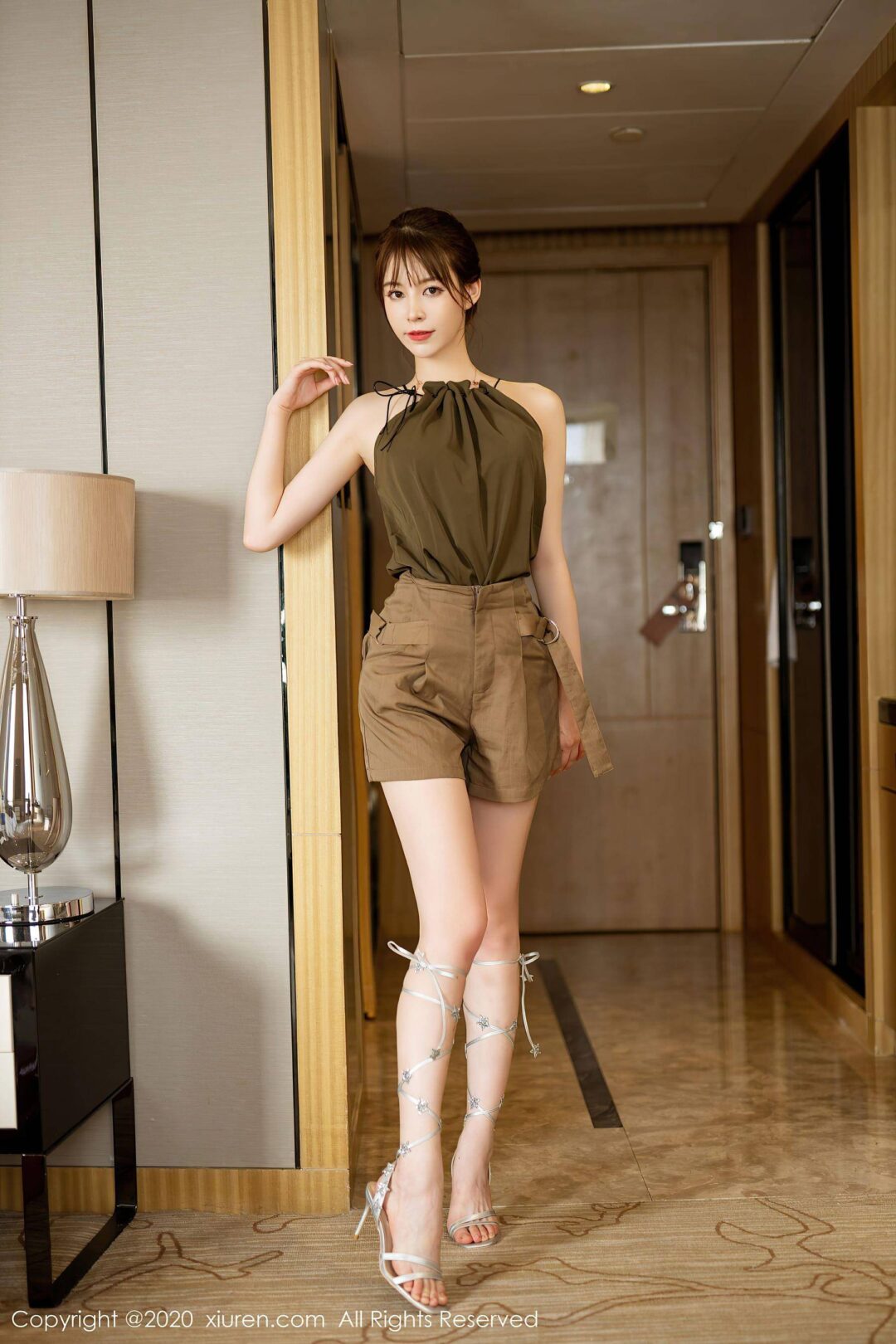 [秀人XiuRen] No.2522 yoo优优Xiuren秀人写真高清美女套图写真下载-看套图看套图