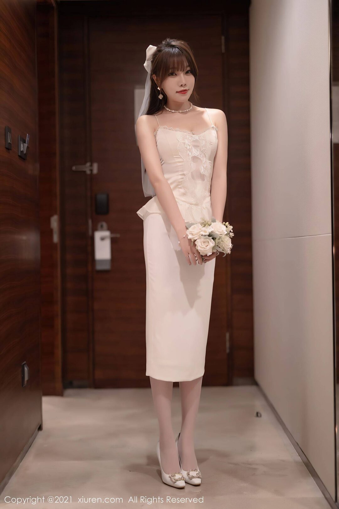 [秀人XiuRen] No.4269 芝芝BootyXiuren秀人写真高清美女套图写真下载-看套图看套图