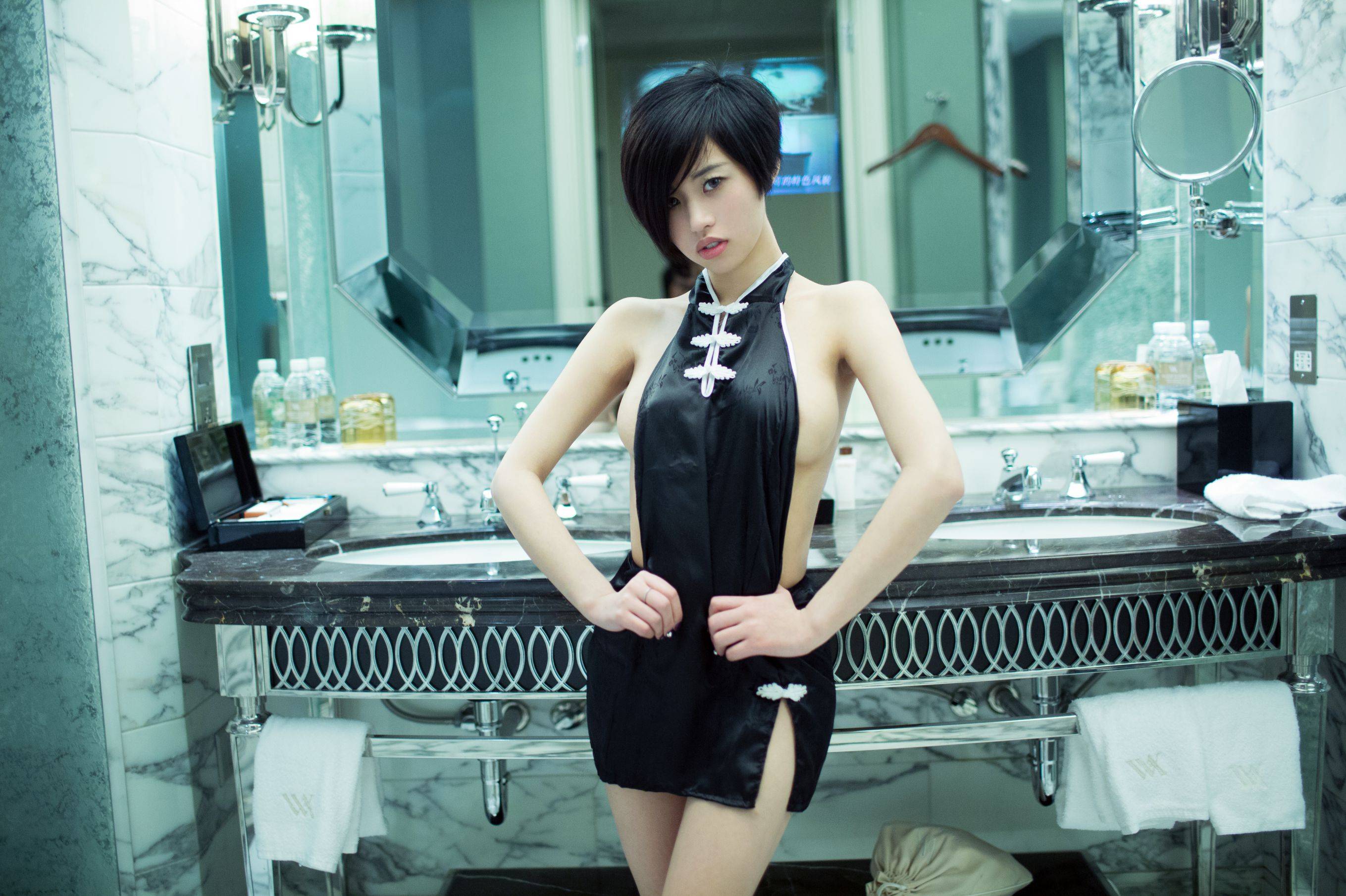 Lina《温暖细腻、玲珑有致》 [推女郎TuiGirl] No.059Xiuren秀人写真高清美女套图写真下载-看套图看套图