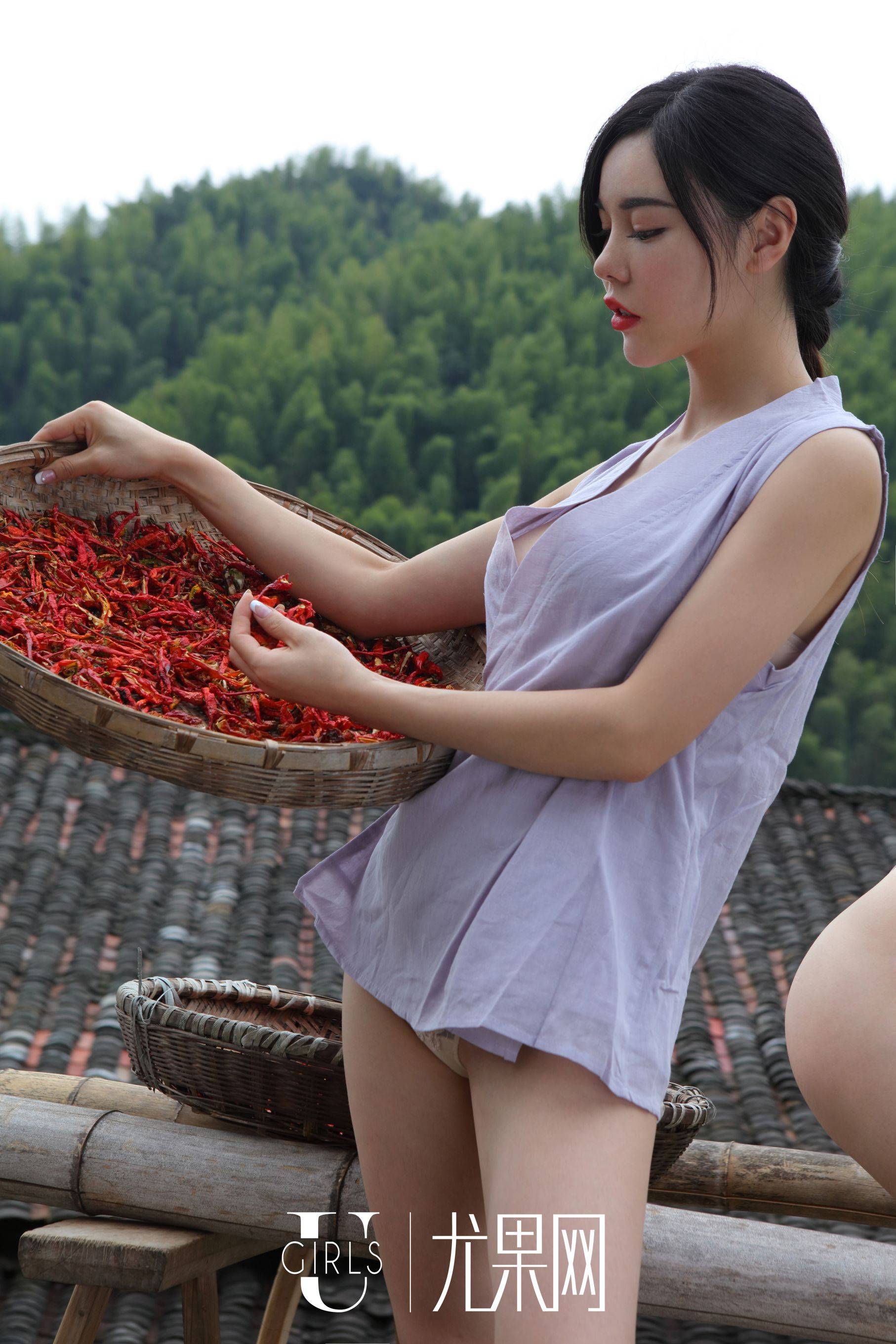 沈佳熹/颜爱泽/于思琪《合家欢》 [尤果网Ugirls] T020Xiuren秀人写真高清美女套图写真下载-看套图看套图