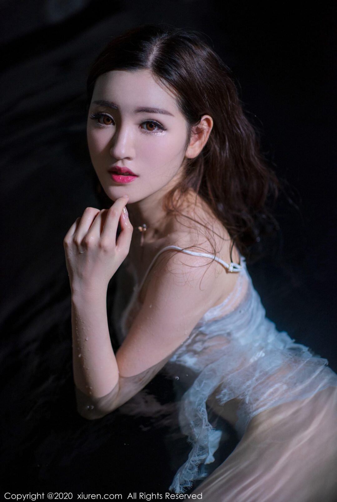 [XIUREN秀人网] NO.2116 沈梦瑶Xiuren秀人写真高清美女套图写真下载-看套图看套图