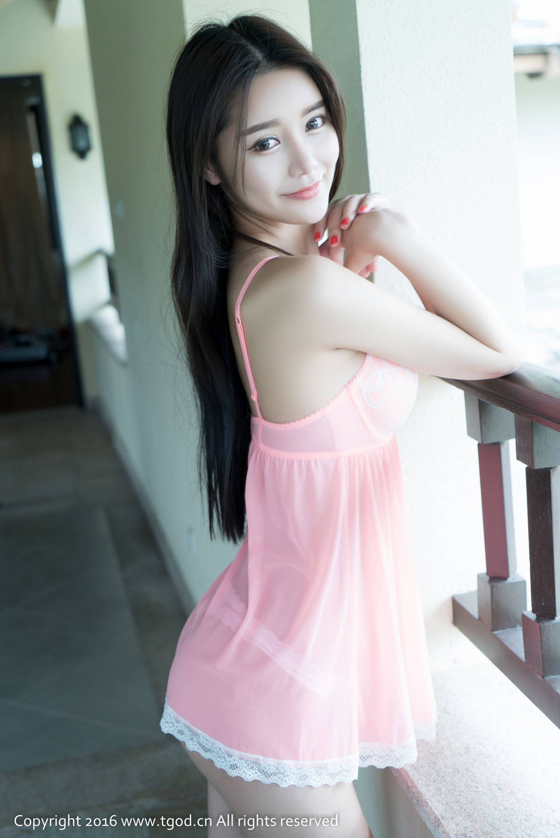 徐妍馨Mandy《邻家少女 颜值爆表》 [推女神TGOD]Xiuren秀人写真高清美女套图写真下载-看套图看套图