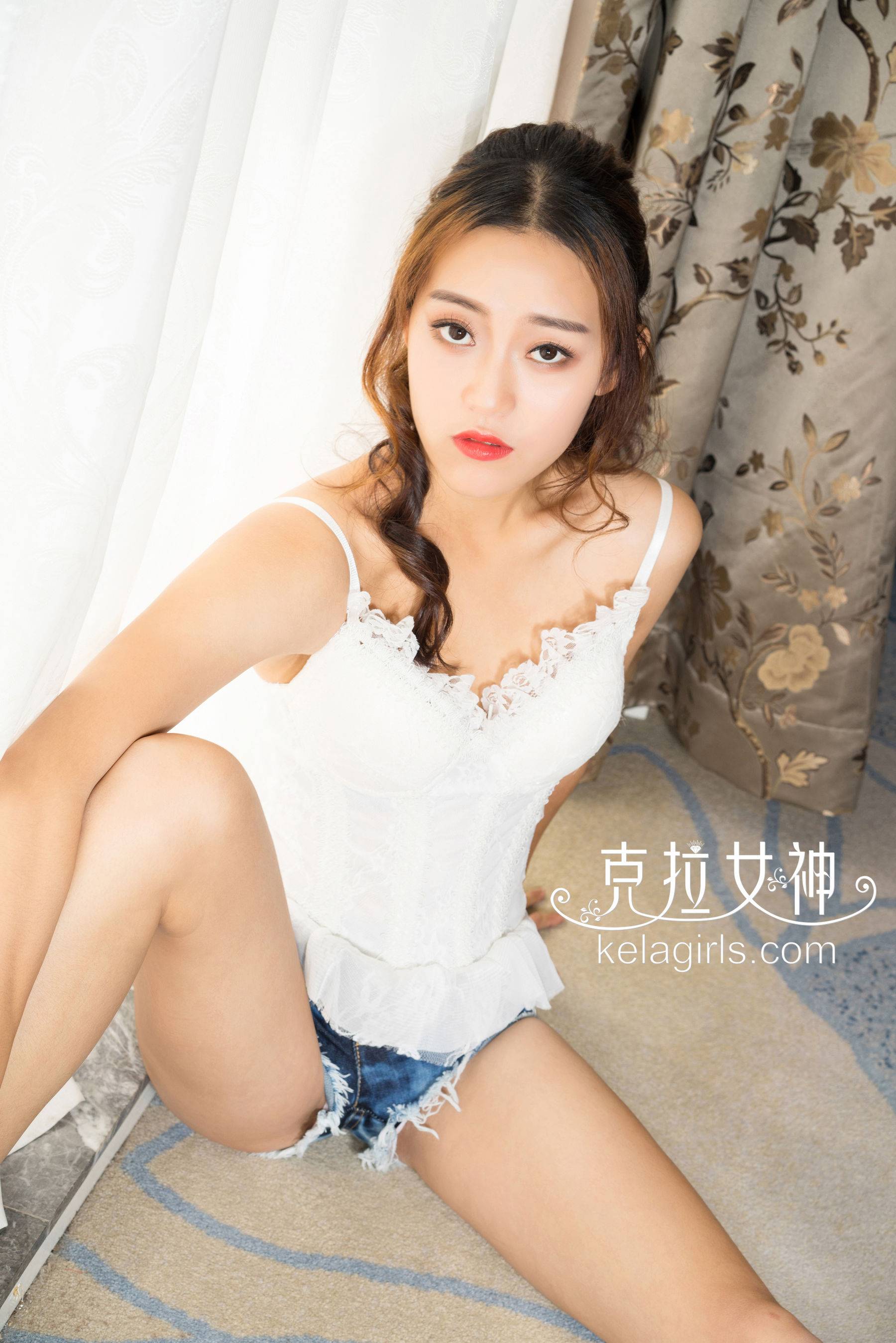 惠茜《清风徐来》 [克拉女神Kelagirls]Xiuren秀人写真高清美女套图写真下载-看套图看套图