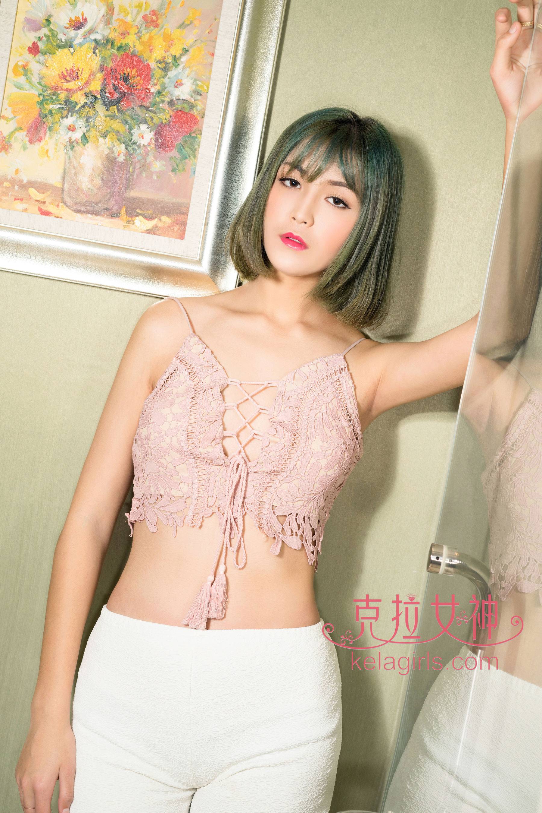 朵哈《那么大长腿》 [克拉女神Kelagirls]Xiuren秀人写真高清美女套图写真下载-看套图看套图