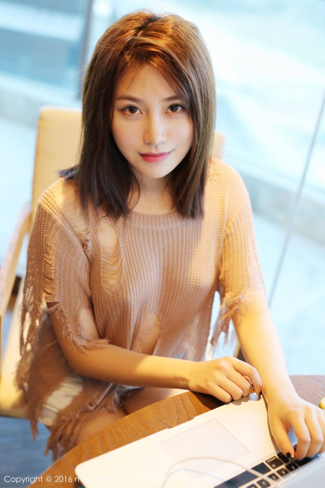 许诺Sabrina《3套服饰 美得让人窒息》 [美媛馆MyGirl] Vol.233Xiuren秀人写真高清美女套图写真下载-看套图看套图