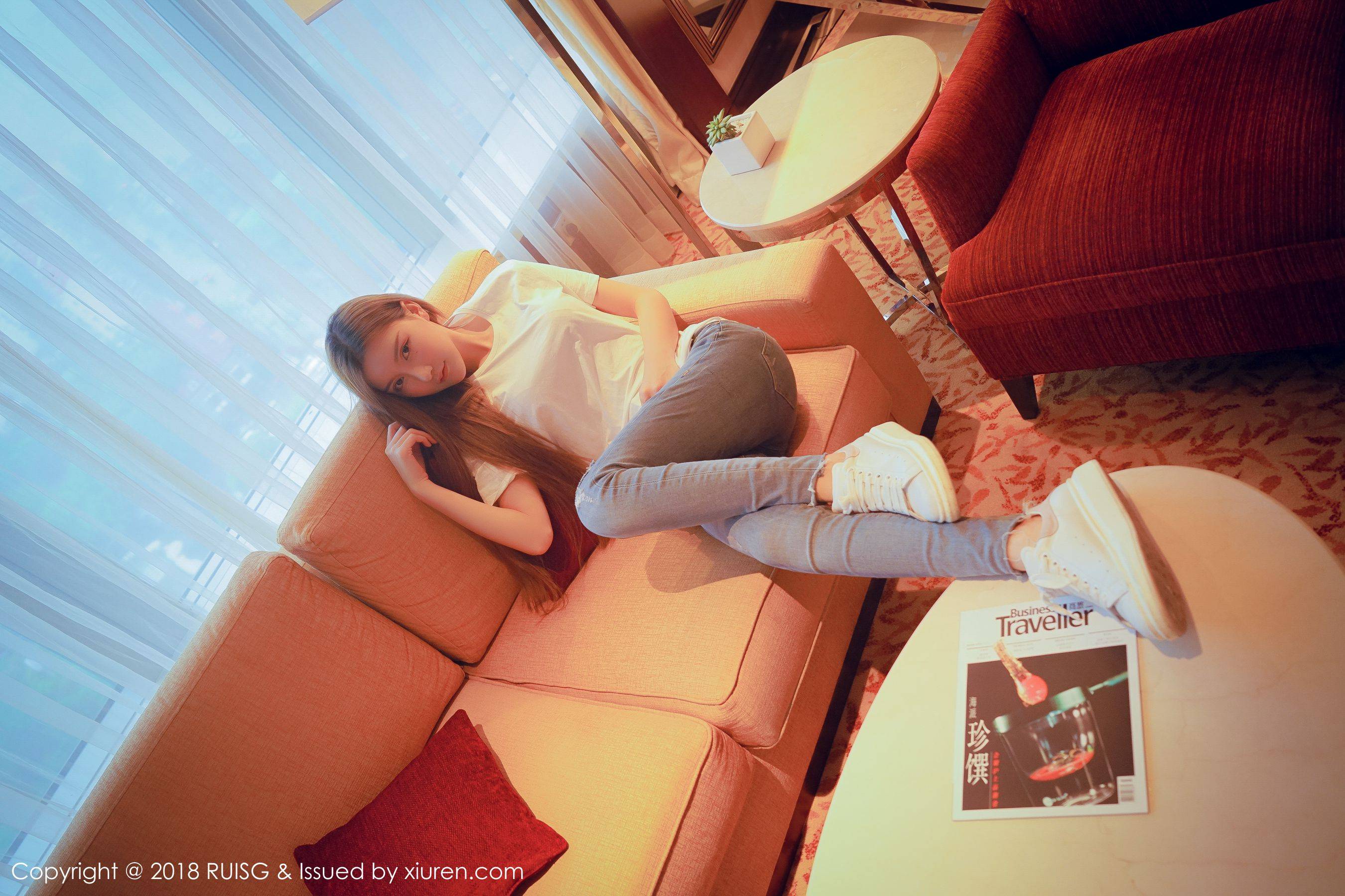 M梦baby《魅惑私房》 [瑞丝馆RUISG] Vol.048Xiuren秀人写真高清美女套图写真下载-看套图看套图