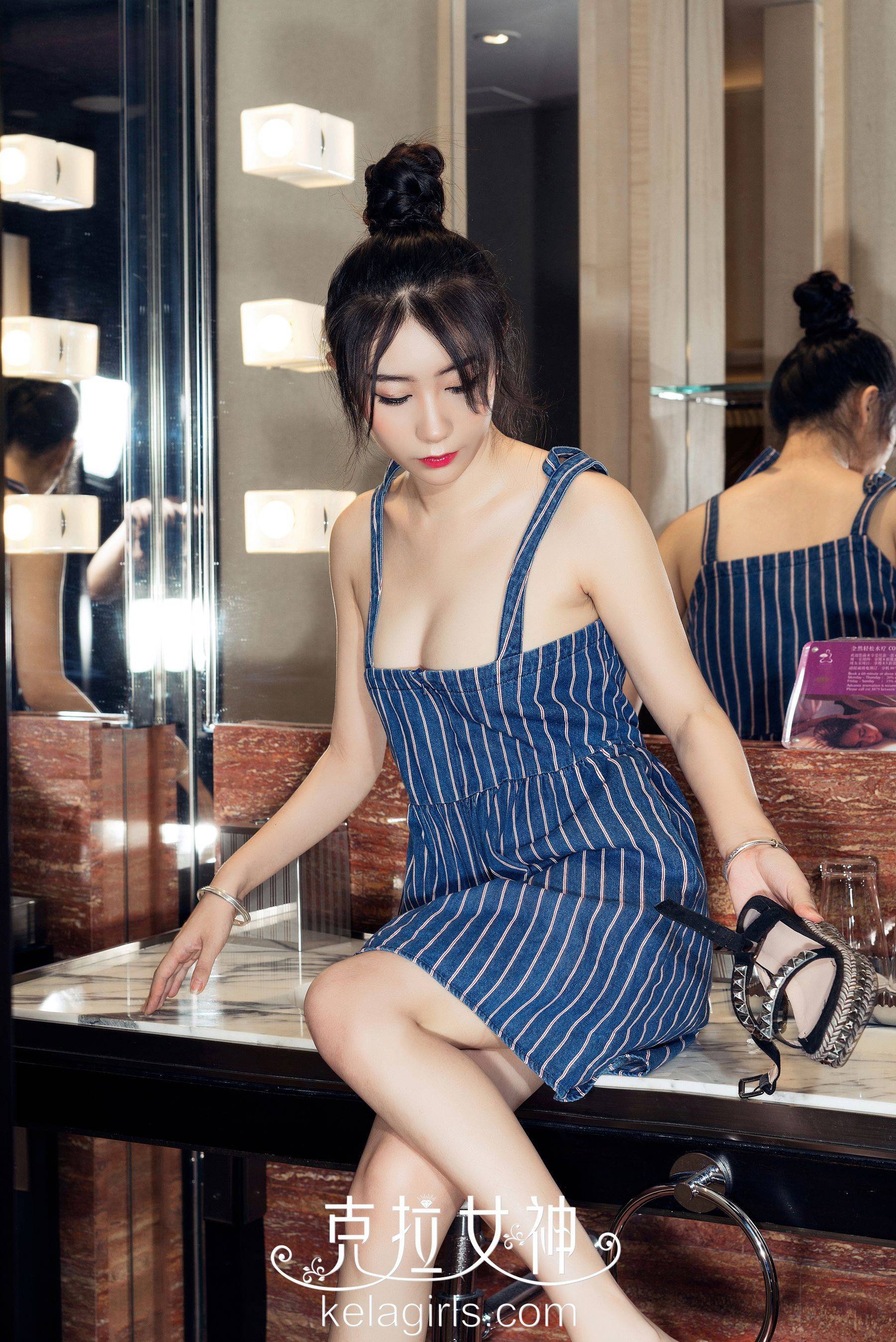 小鹿《金屋藏娇颜如玉》 [克拉女神]Xiuren秀人写真高清美女套图写真下载-看套图看套图
