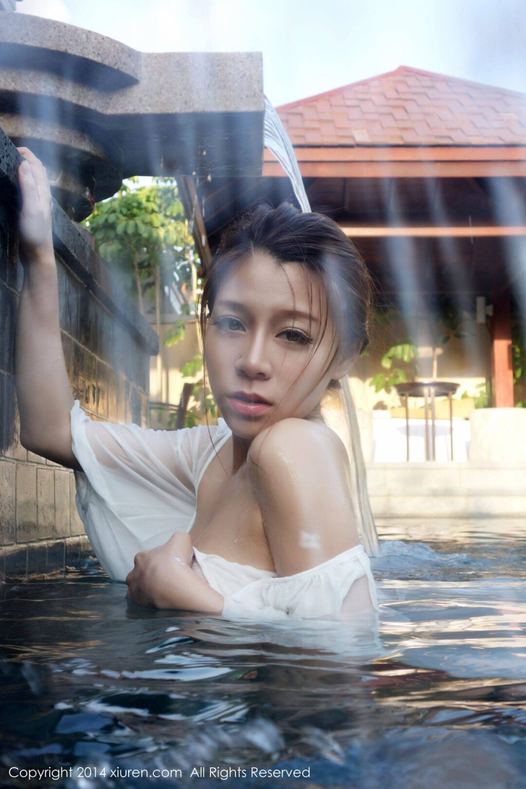 Vetiver嘉宝贝儿《三亚旅拍套图》 [秀人网XiuRen] No.144Xiuren秀人写真高清美女套图写真下载-看套图看套图