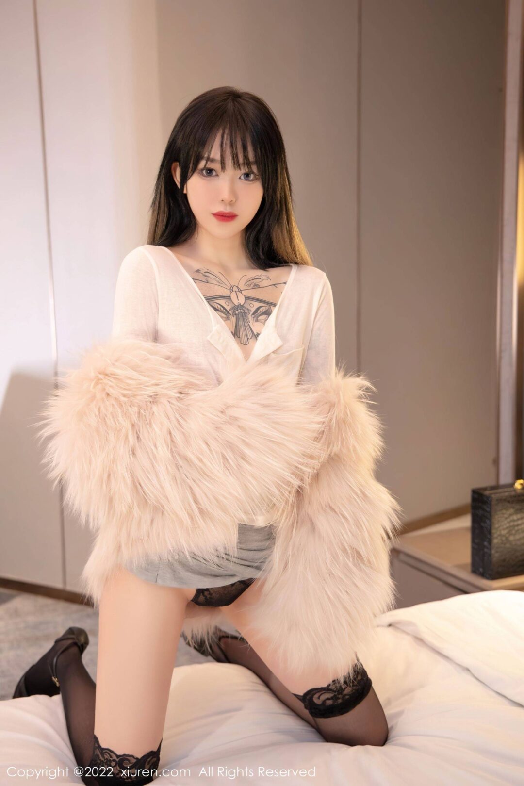 [秀人XiuRen] No.4441 奶瓶Xiuren秀人写真高清美女套图写真下载-看套图看套图