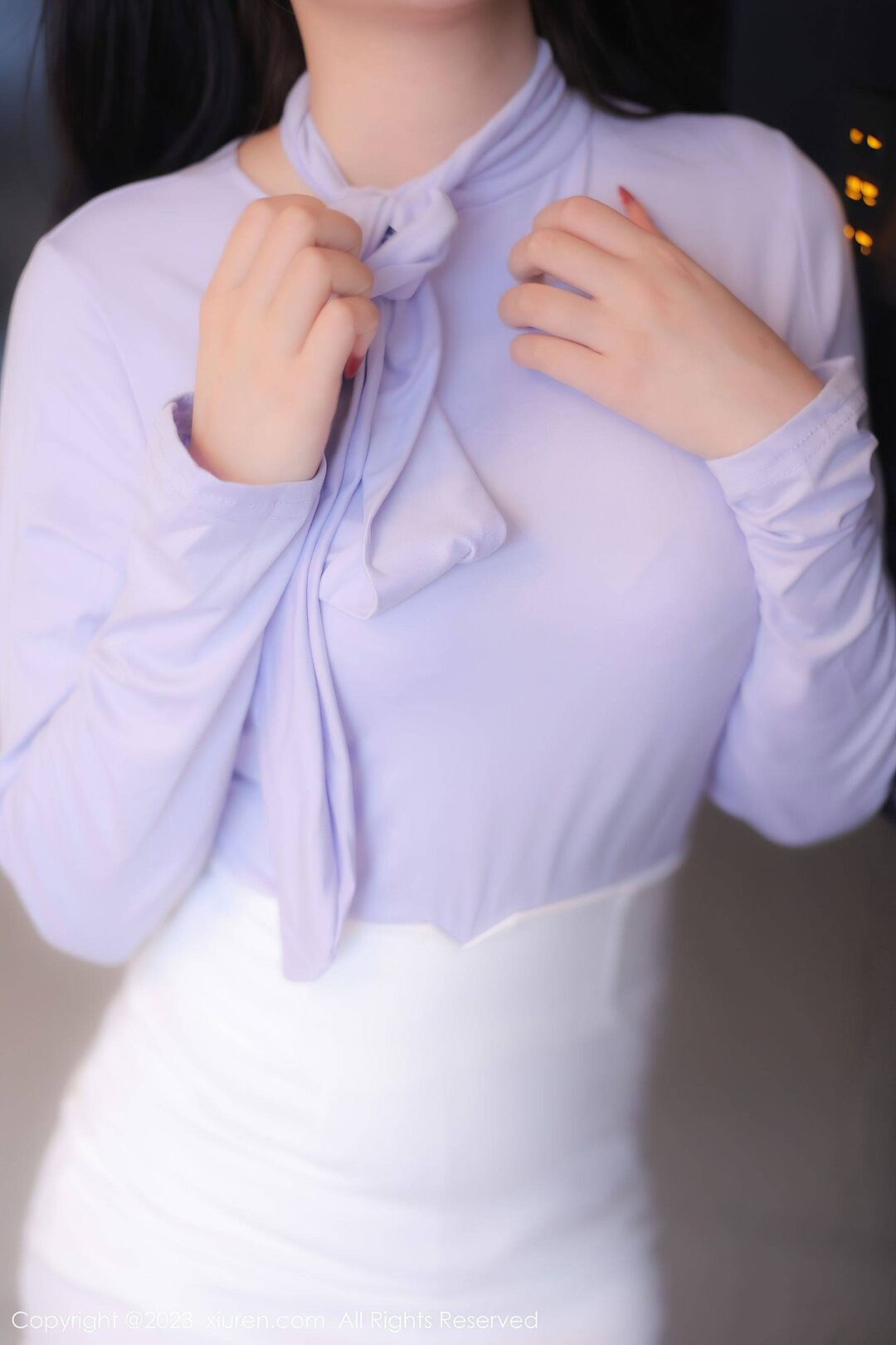 [XiuRen秀人网] No.6389 江真真 丝袜短裙Xiuren秀人写真高清美女套图写真下载-看套图看套图