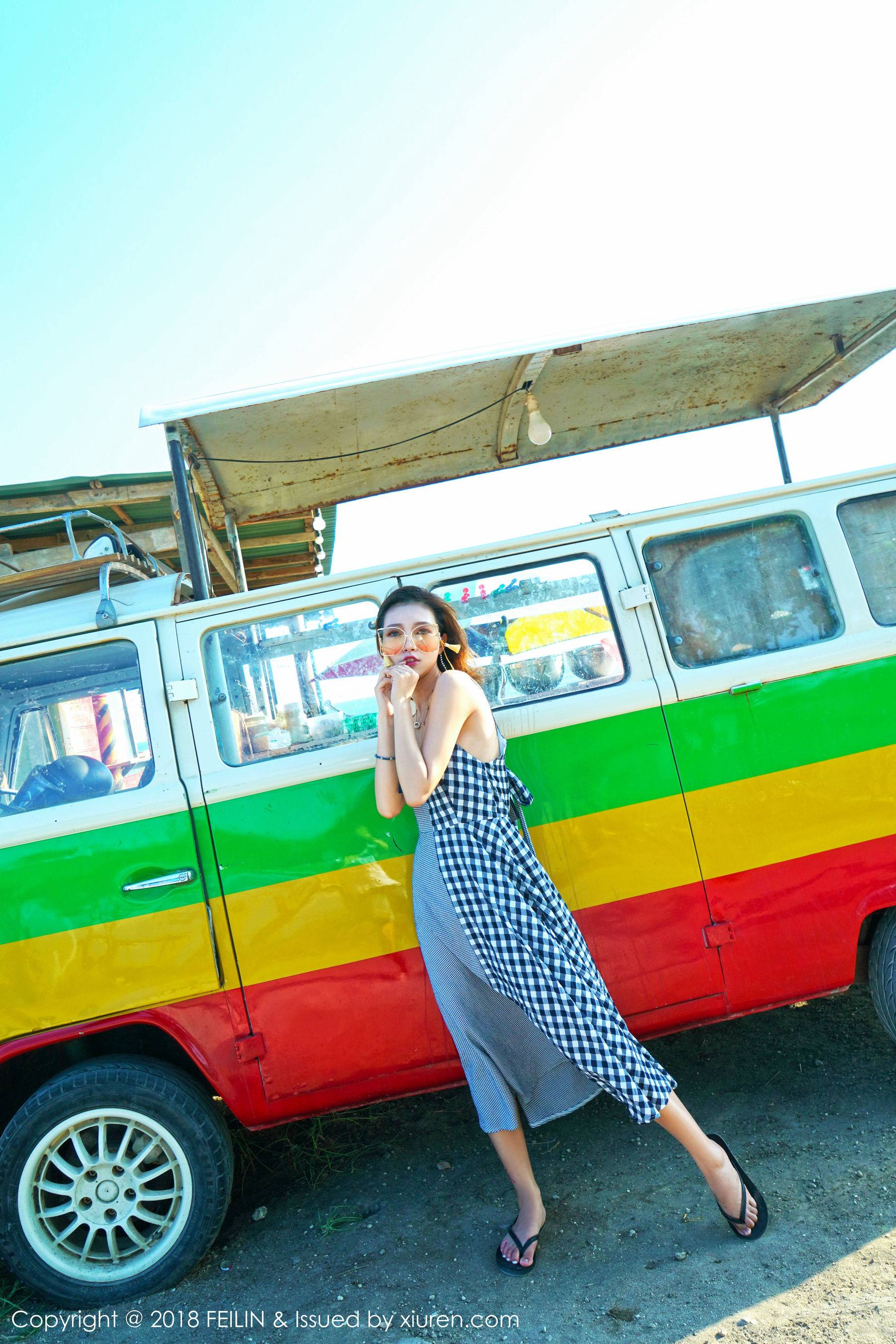 冯木木LRIS《海边清新系列》 [嗲囡囡FEILIN] VOL.142Xiuren秀人写真高清美女套图写真下载-看套图看套图