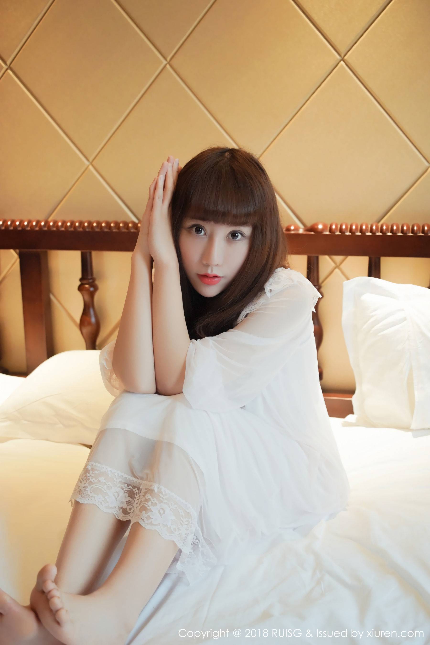 夏笑笑Summer《少女动心诱惑》 [瑞丝馆RUISG] Vol.043Xiuren秀人写真高清美女套图写真下载-看套图看套图