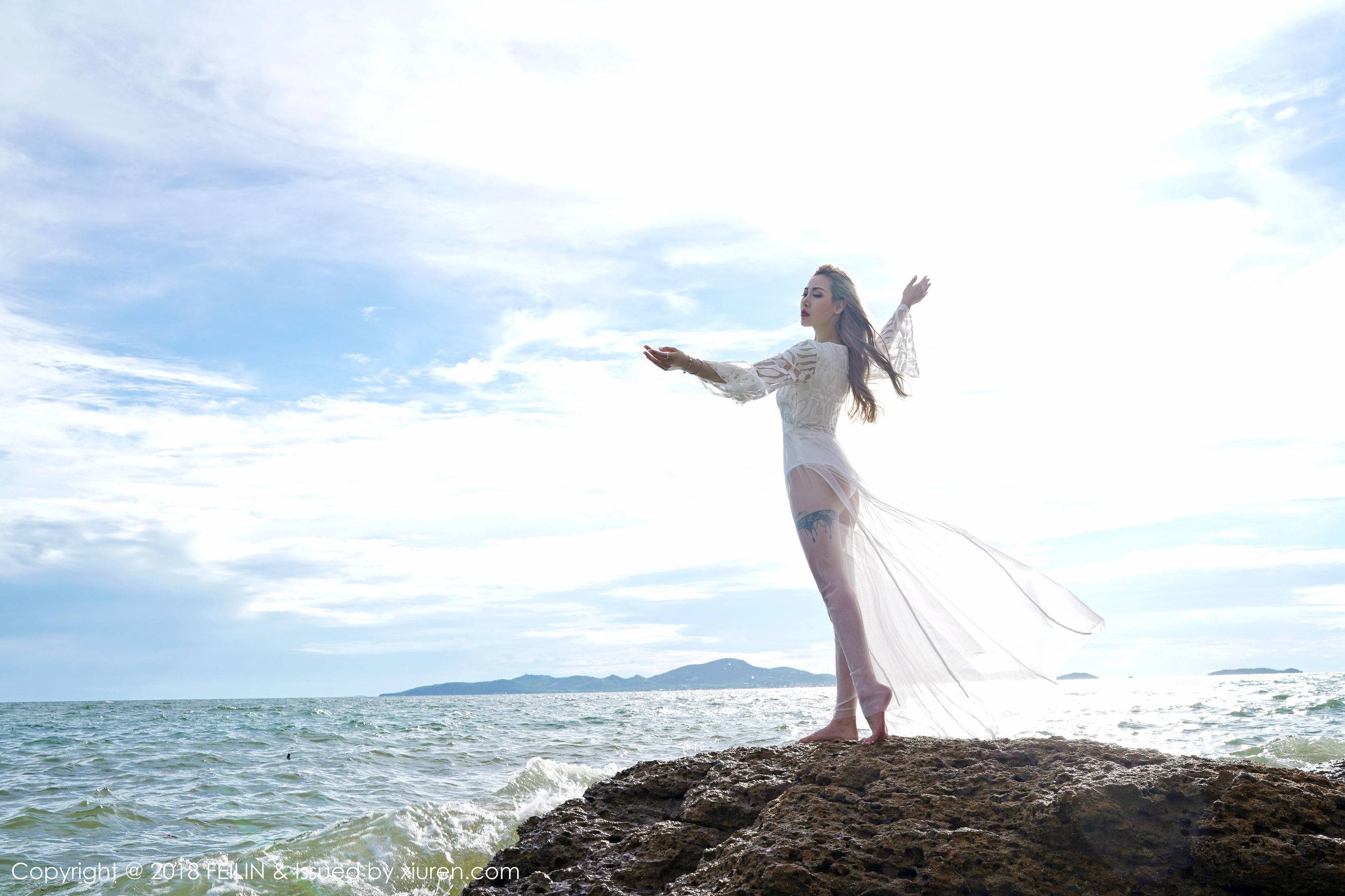 晗大大Via《比基尼湿身》 [嗲囡囡FEILIN] VOL.136Xiuren秀人写真高清美女套图写真下载-看套图看套图