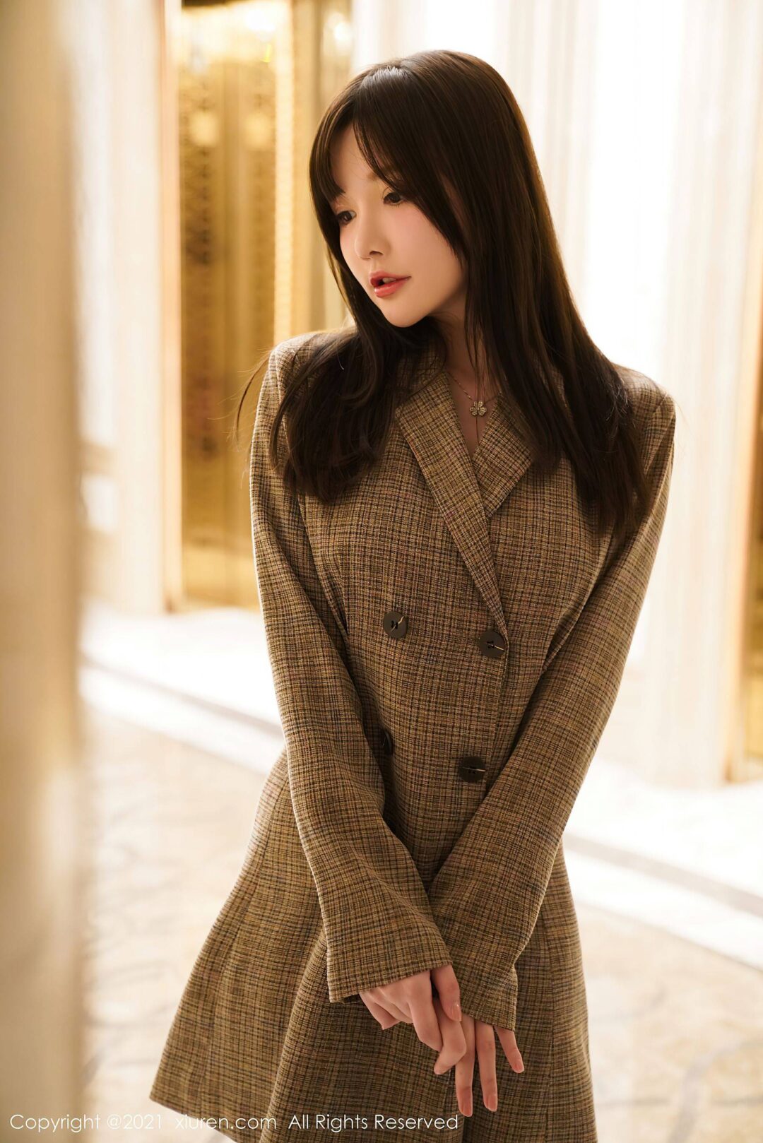 [秀人XIUREN] No.2977 糯美子MINIbabeXiuren秀人写真高清美女套图写真下载-看套图看套图