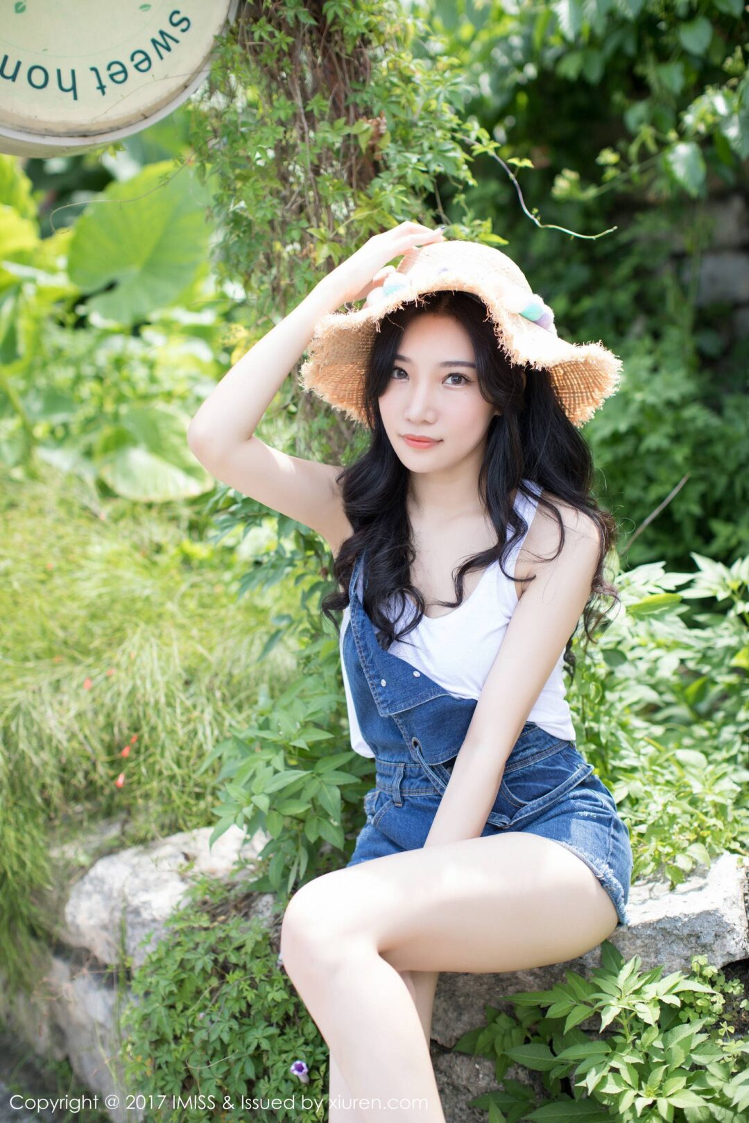 小狐狸Sica《牛仔短裤小清新系列》 [爱蜜社IMISS] VOL.180Xiuren秀人写真高清美女套图写真下载-看套图看套图