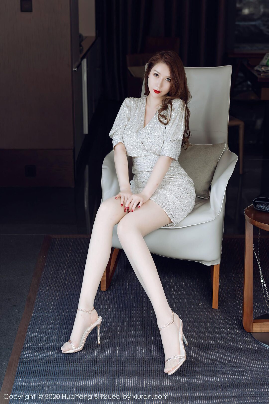 [花漾HuaYang] Vol.283 Egg-尤妮丝EggXiuren秀人写真高清美女套图写真下载-看套图看套图