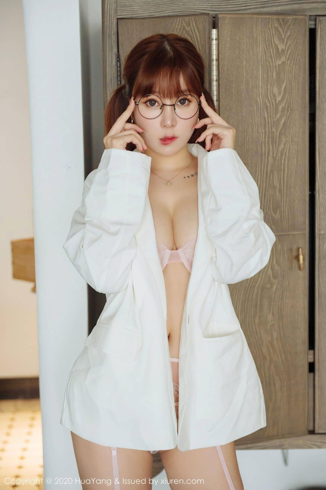 [花漾HuaYang] Vol.277 王雨纯Xiuren秀人写真高清美女套图写真下载-看套图看套图