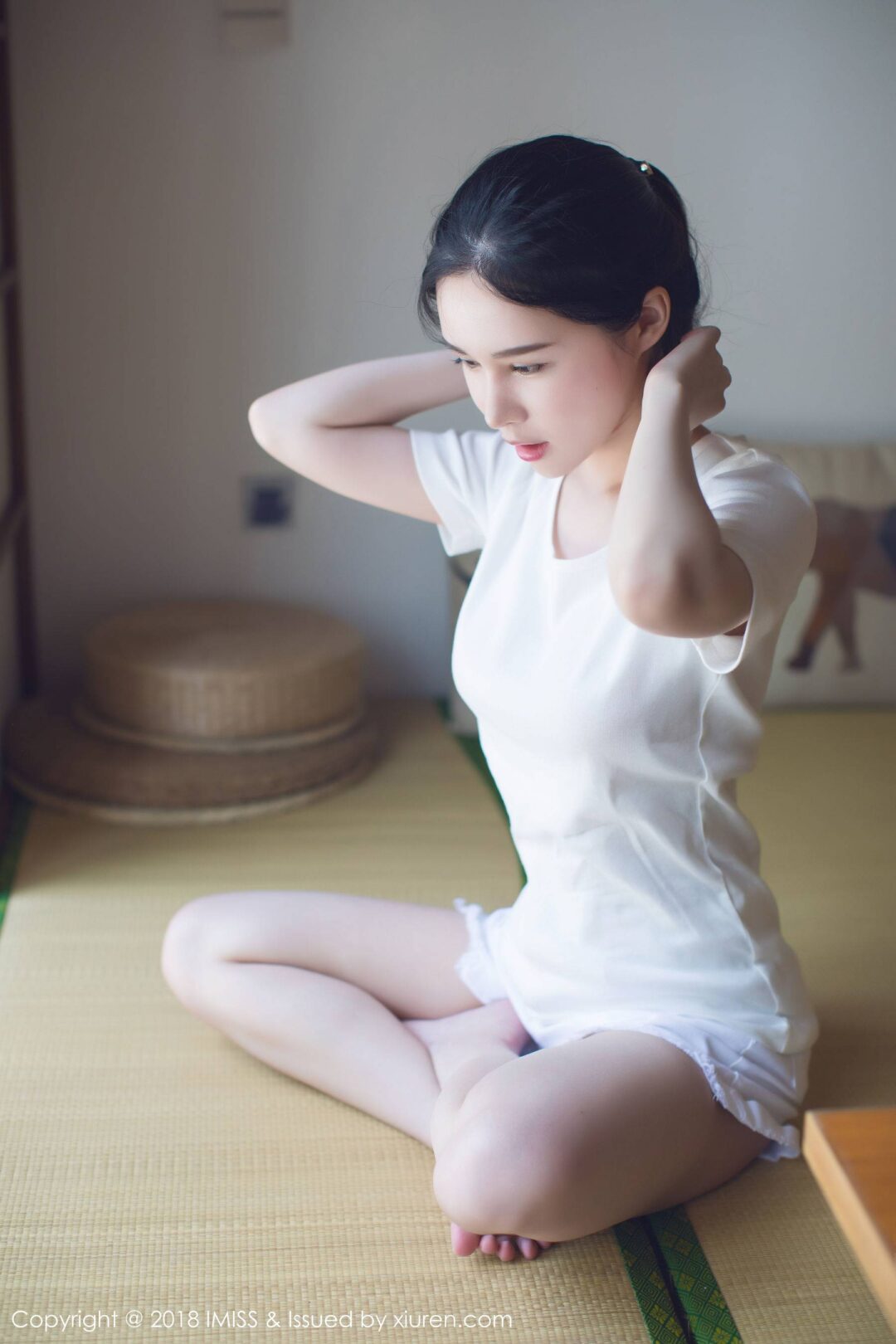 模特艾米Amy《清新养眼型美女》 [爱蜜社IMiss] Vol.229Xiuren秀人写真高清美女套图写真下载-看套图看套图