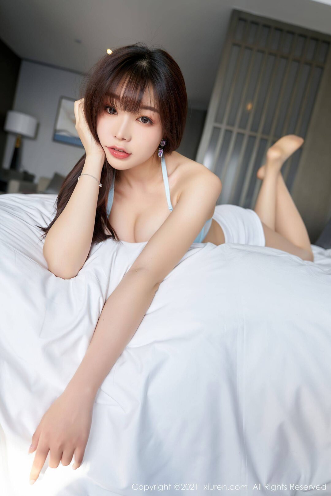 [秀人XIUREN] No.3058 芝芝BootyXiuren秀人写真高清美女套图写真下载-看套图看套图