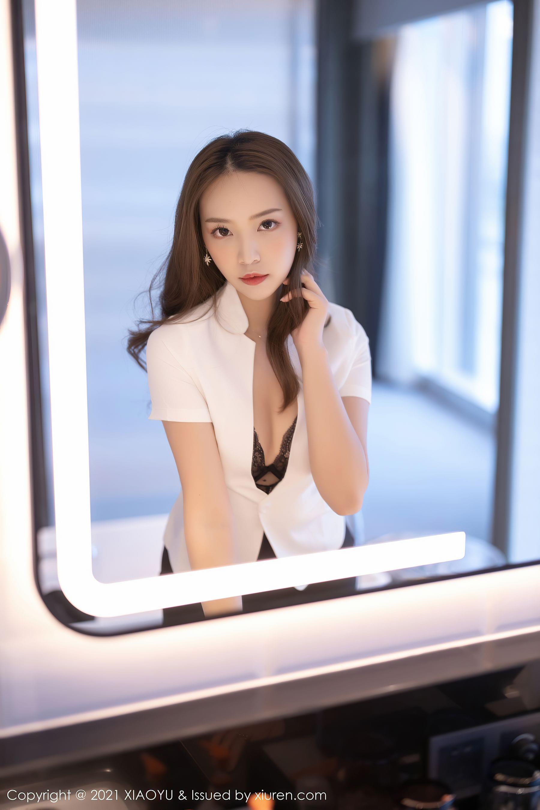 [语画界XIAOYU] Vol.518 郑颖姗BevXiuren秀人写真高清美女套图写真下载-看套图看套图
