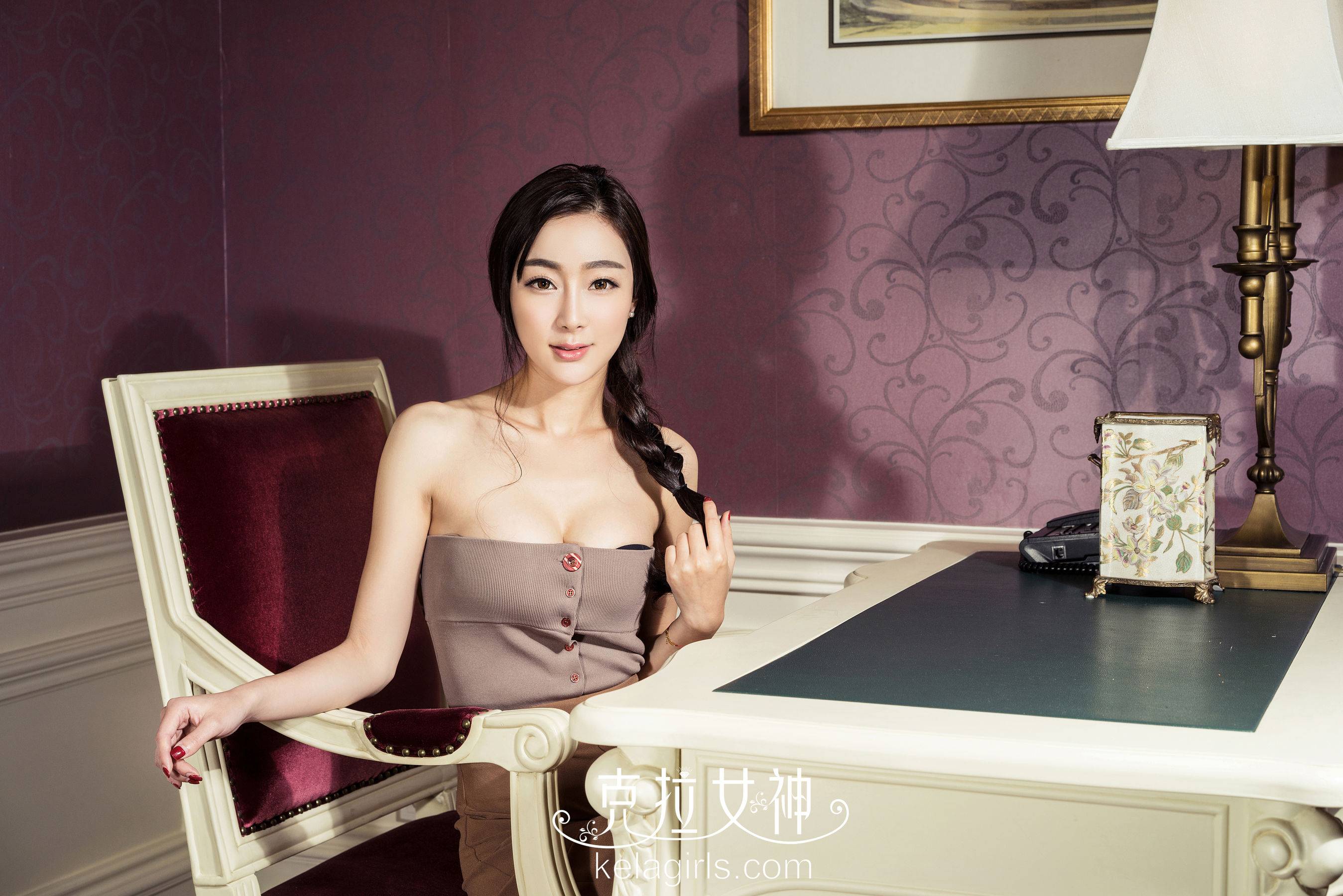 依依《美人如画》 [克拉女神]Xiuren秀人写真高清美女套图写真下载-看套图看套图