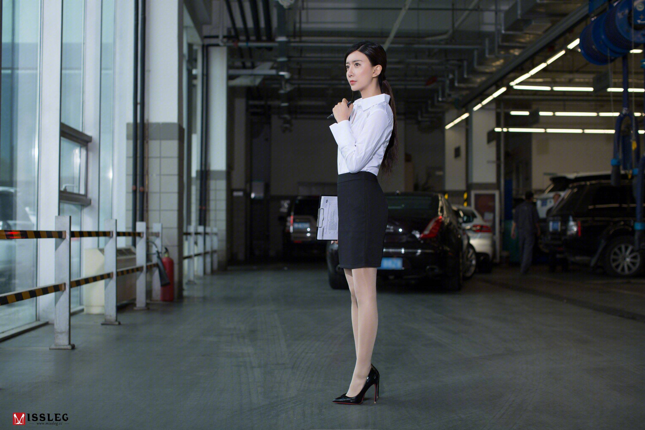 [蜜丝MISSLEG] V005 赵智妍《试车体验》Xiuren秀人写真高清美女套图写真下载-看套图看套图