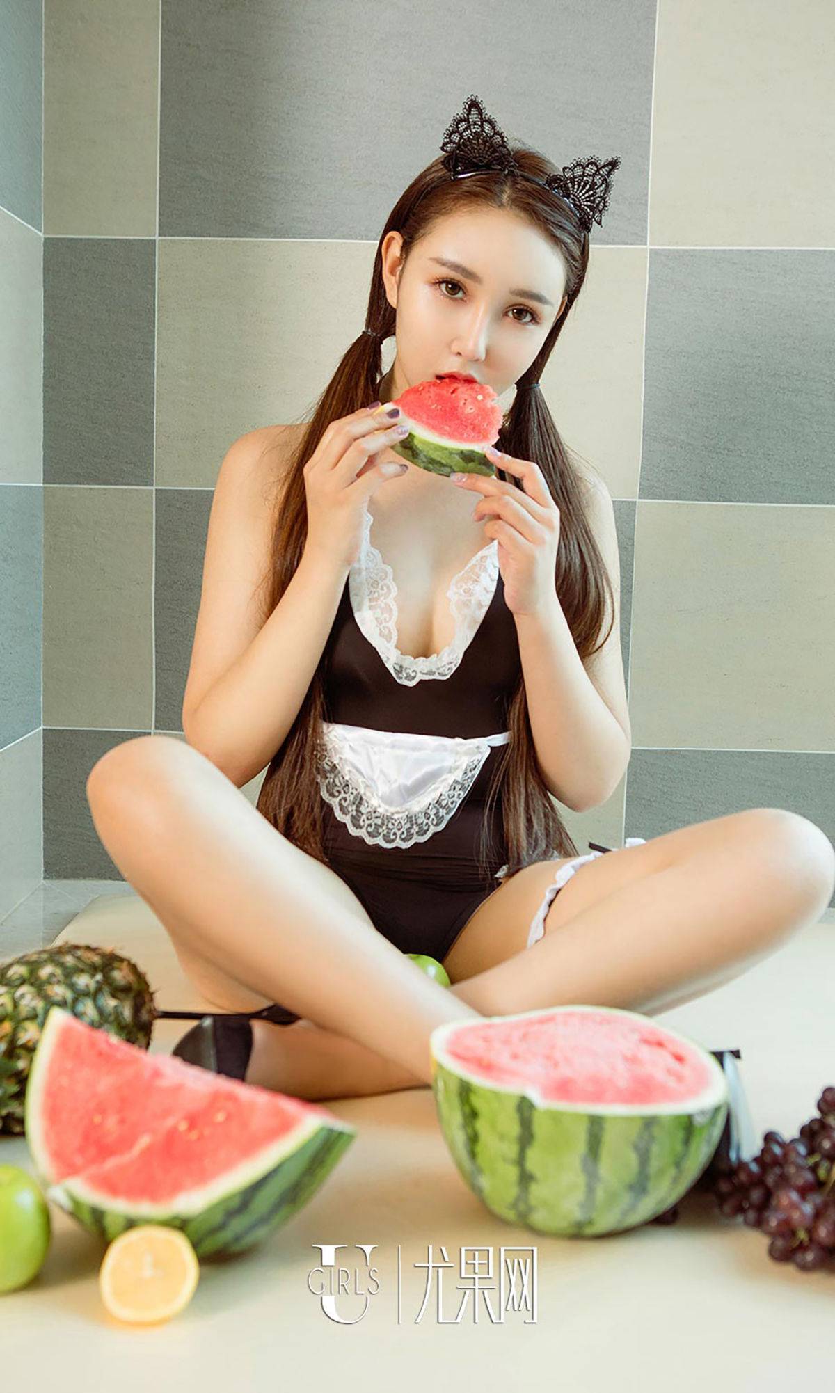 韩恩熙《消暑》 [尤果圈] No.801Xiuren秀人写真高清美女套图写真下载-看套图看套图