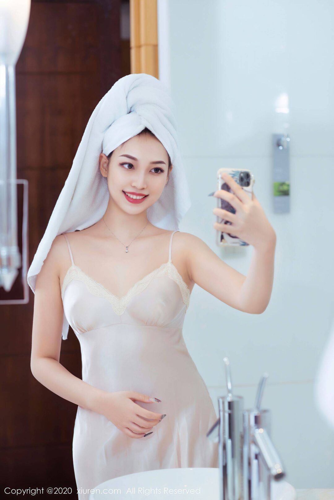 [秀人XIUREN] No.2801 郑颖姗Xiuren秀人写真高清美女套图写真下载-看套图看套图