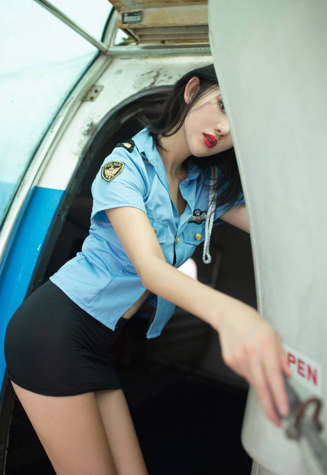 [XIUREN秀人网] NO.1781 就是阿朱啊Xiuren秀人写真高清美女套图写真下载-看套图看套图