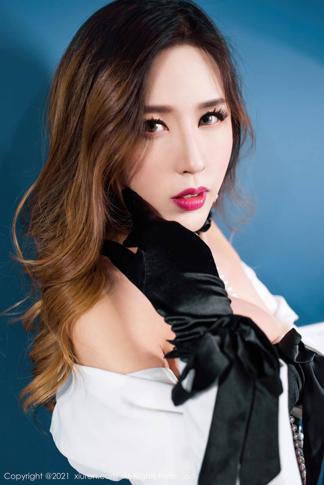 [秀人XIUREN] No.3189 Isabelle贵贵Xiuren秀人写真高清美女套图写真下载-看套图看套图