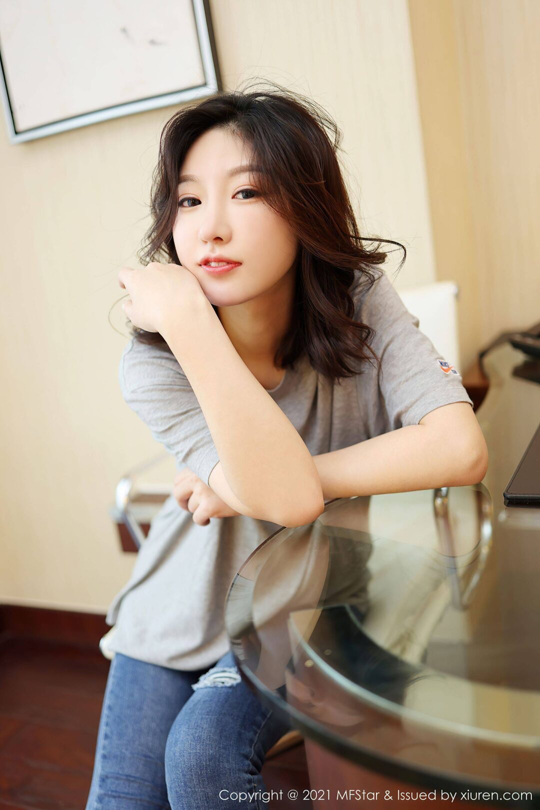 [模范学院MFStar] Vol.474 人间荒糖Xiuren秀人写真高清美女套图写真下载-看套图看套图