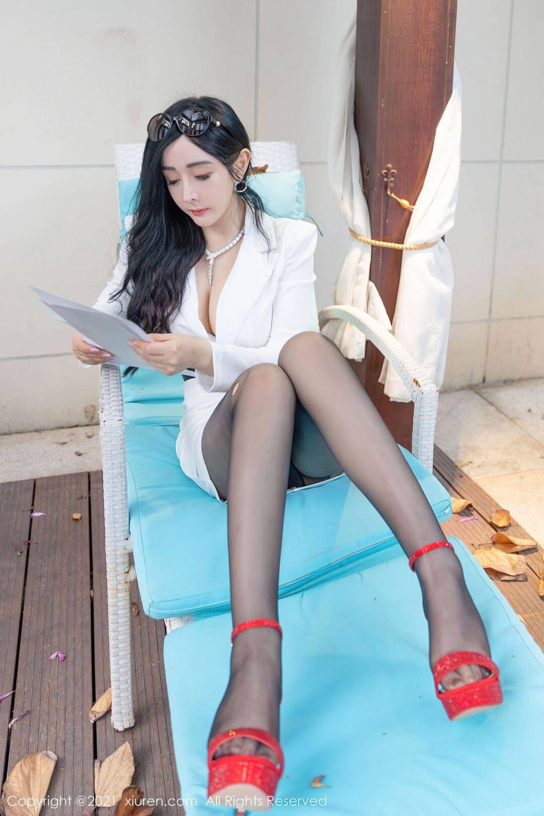 [秀人XiuRen] No.3581 允爾Xiuren秀人写真高清美女套图写真下载-看套图看套图