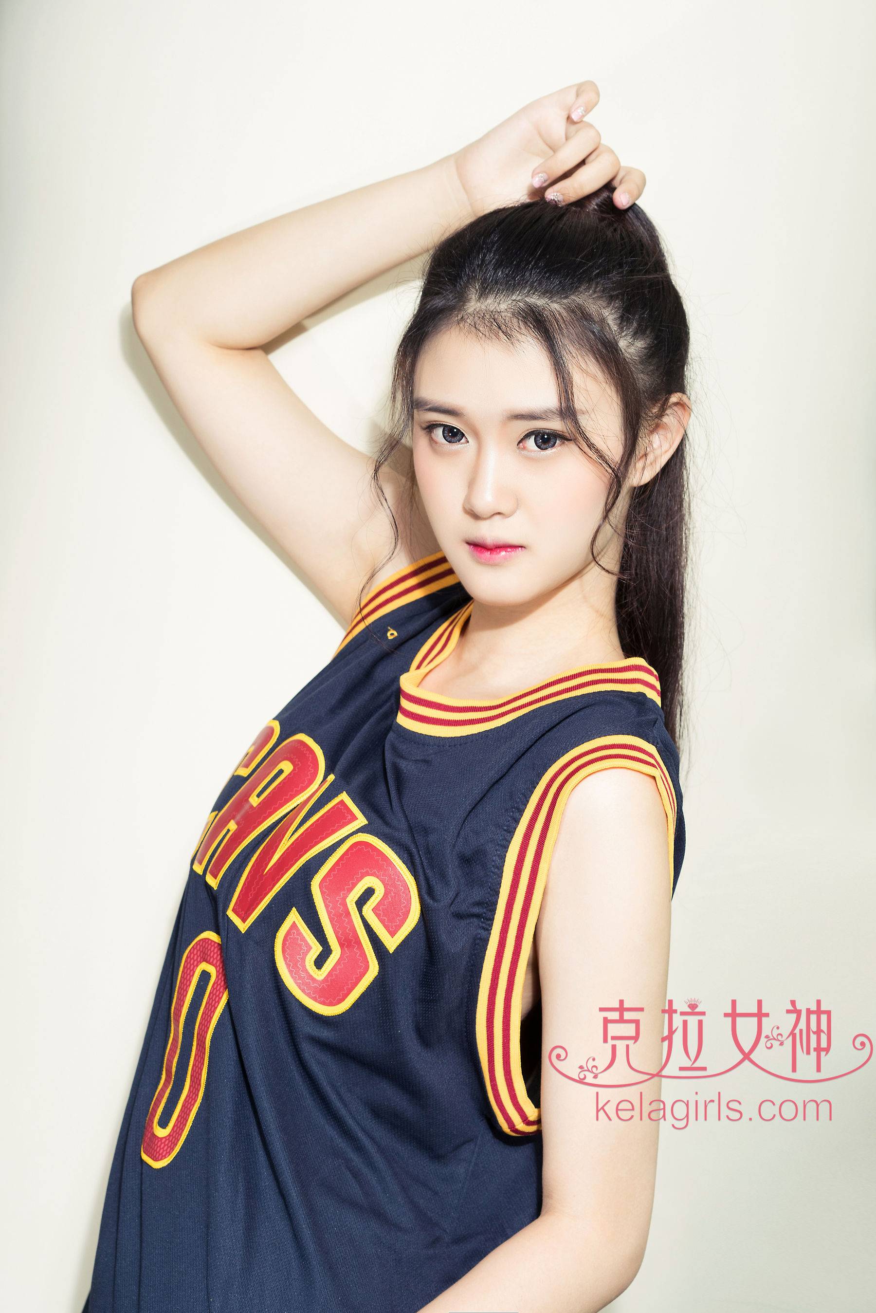 苏可可《校花梦想家》 [克拉女神]Xiuren秀人写真高清美女套图写真下载-看套图看套图